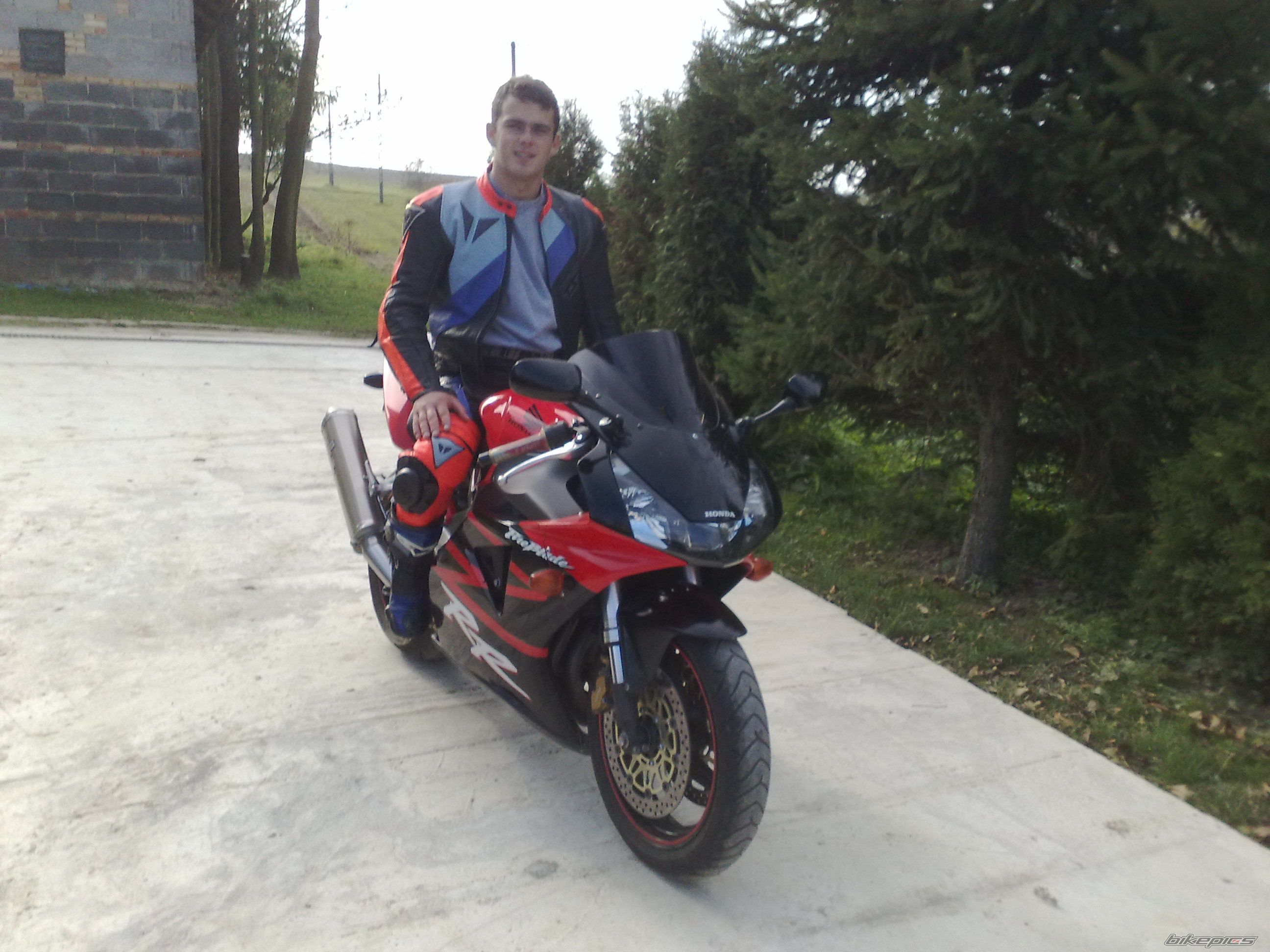 Photo 2077010