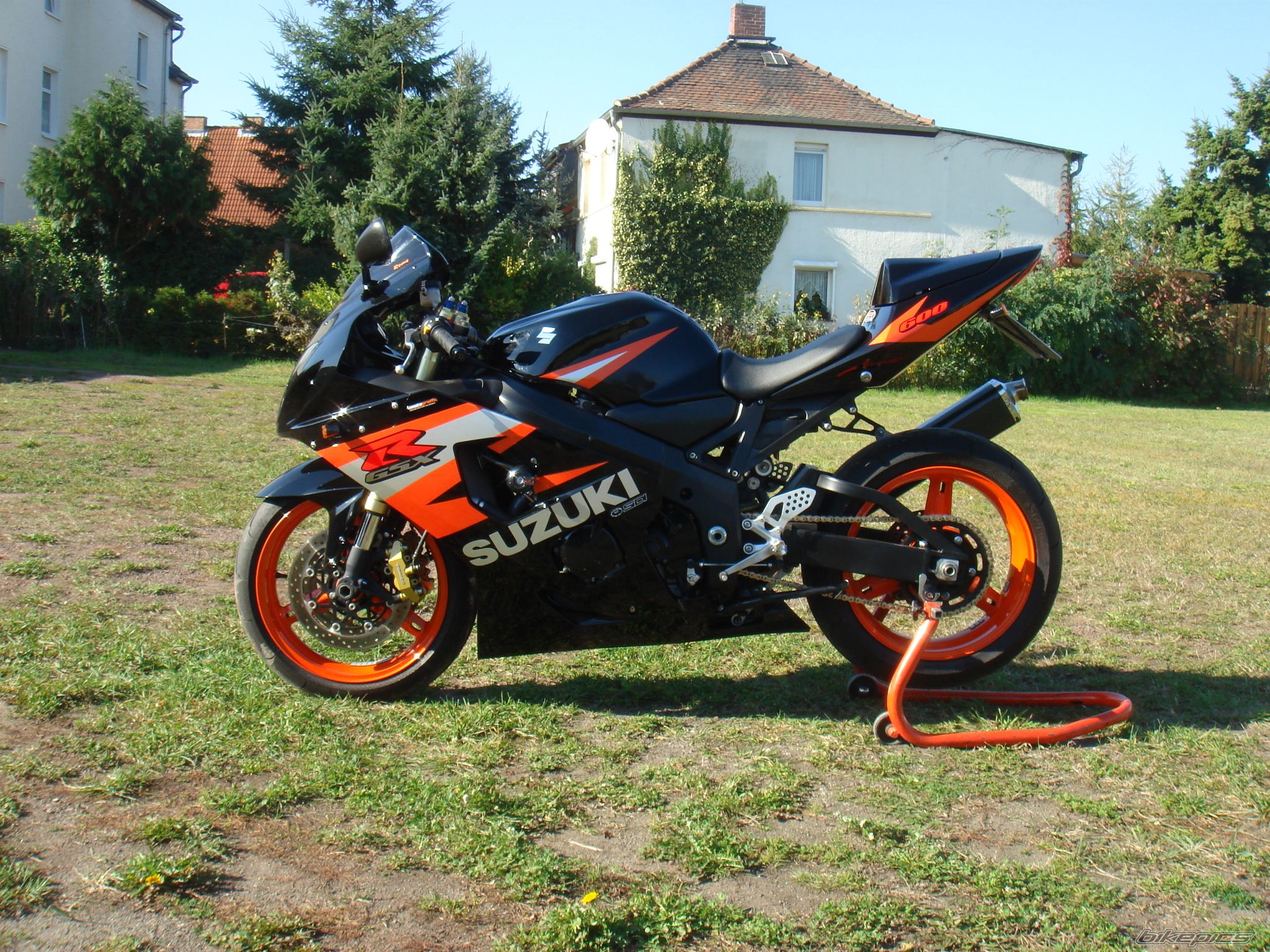 Photo 2077252