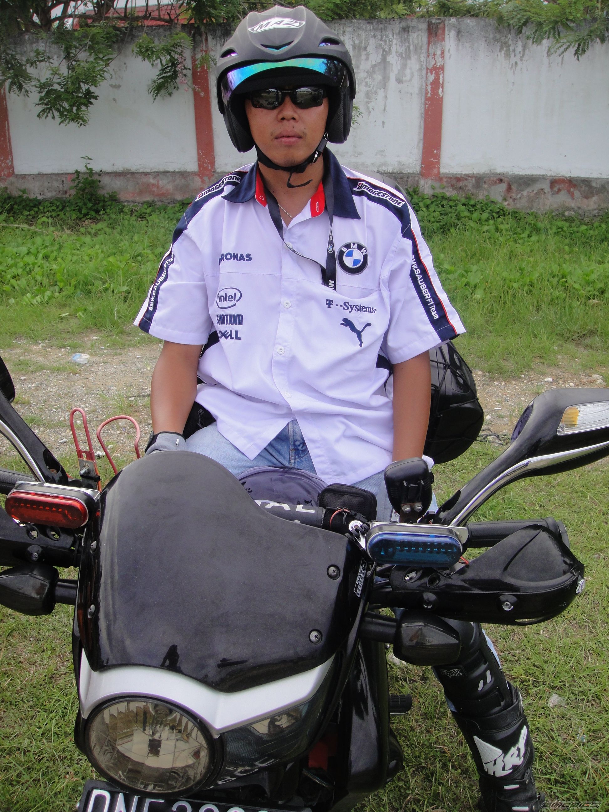 Photo 2077343