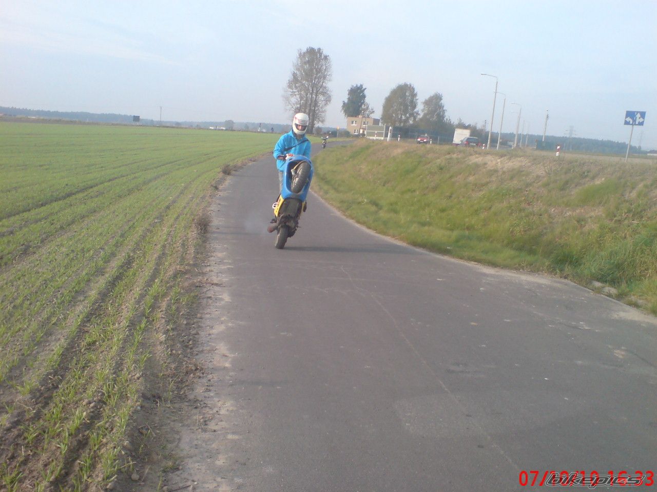Photo 2077410