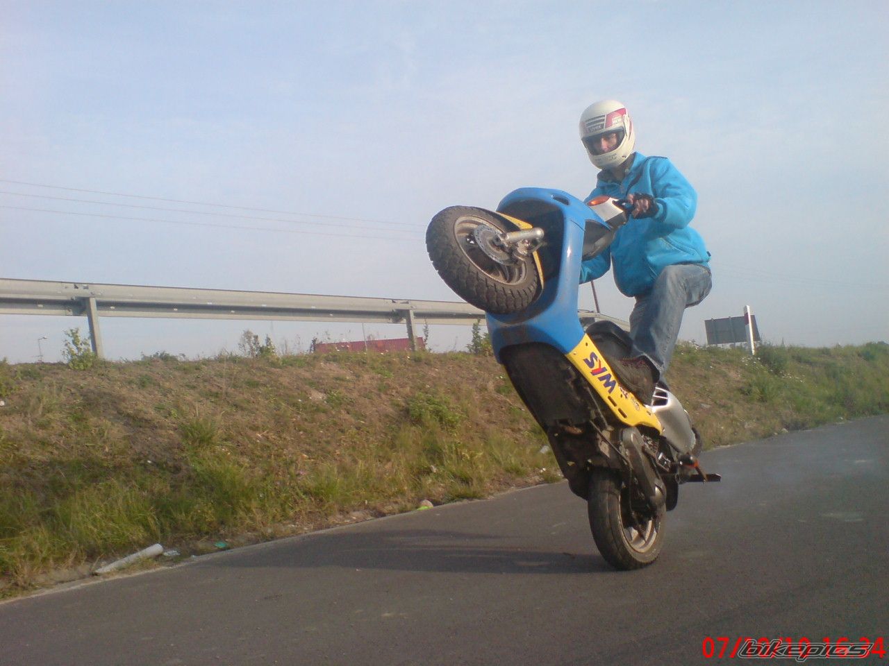 Photo 2077411
