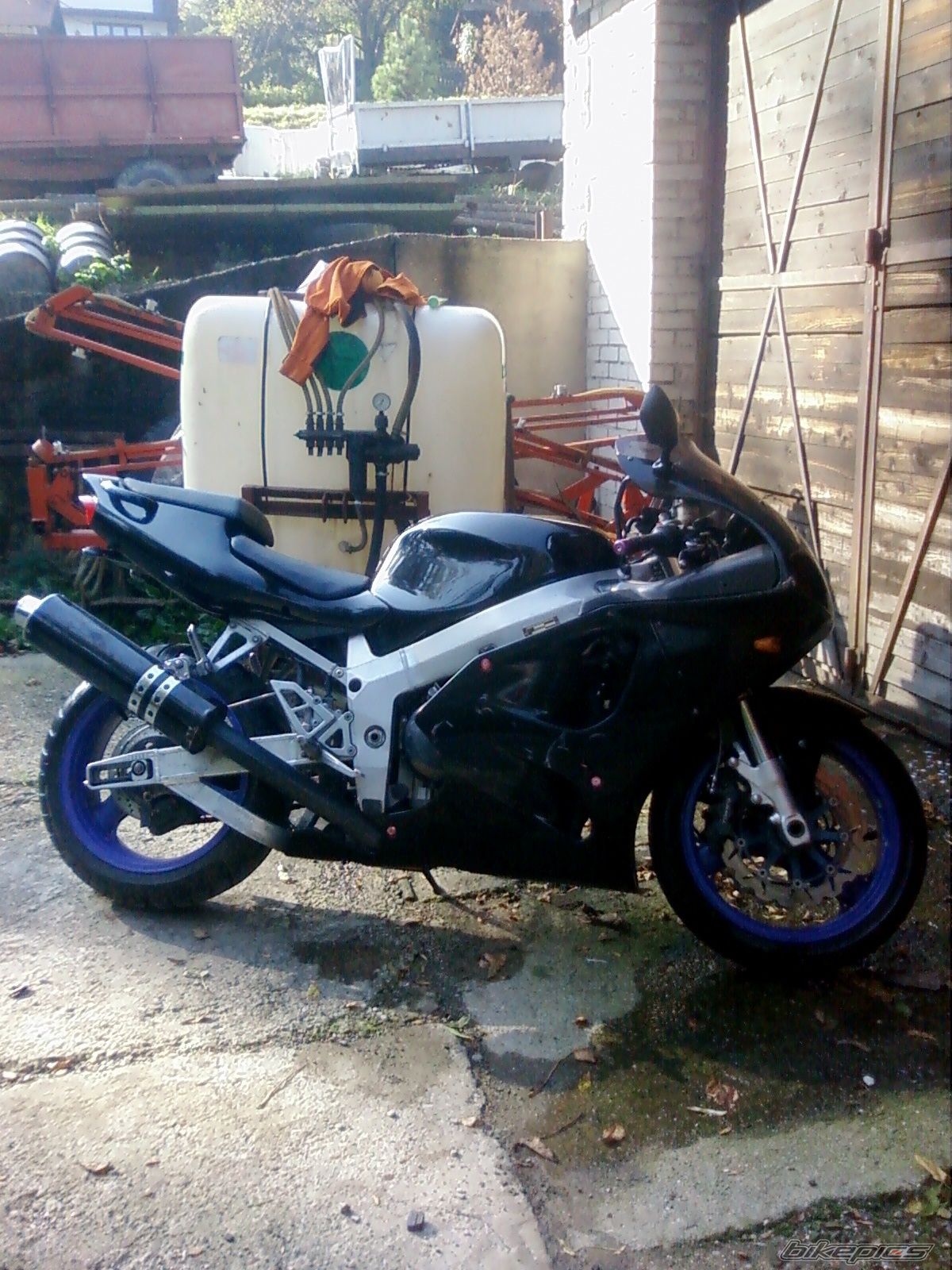 Photo 2077431