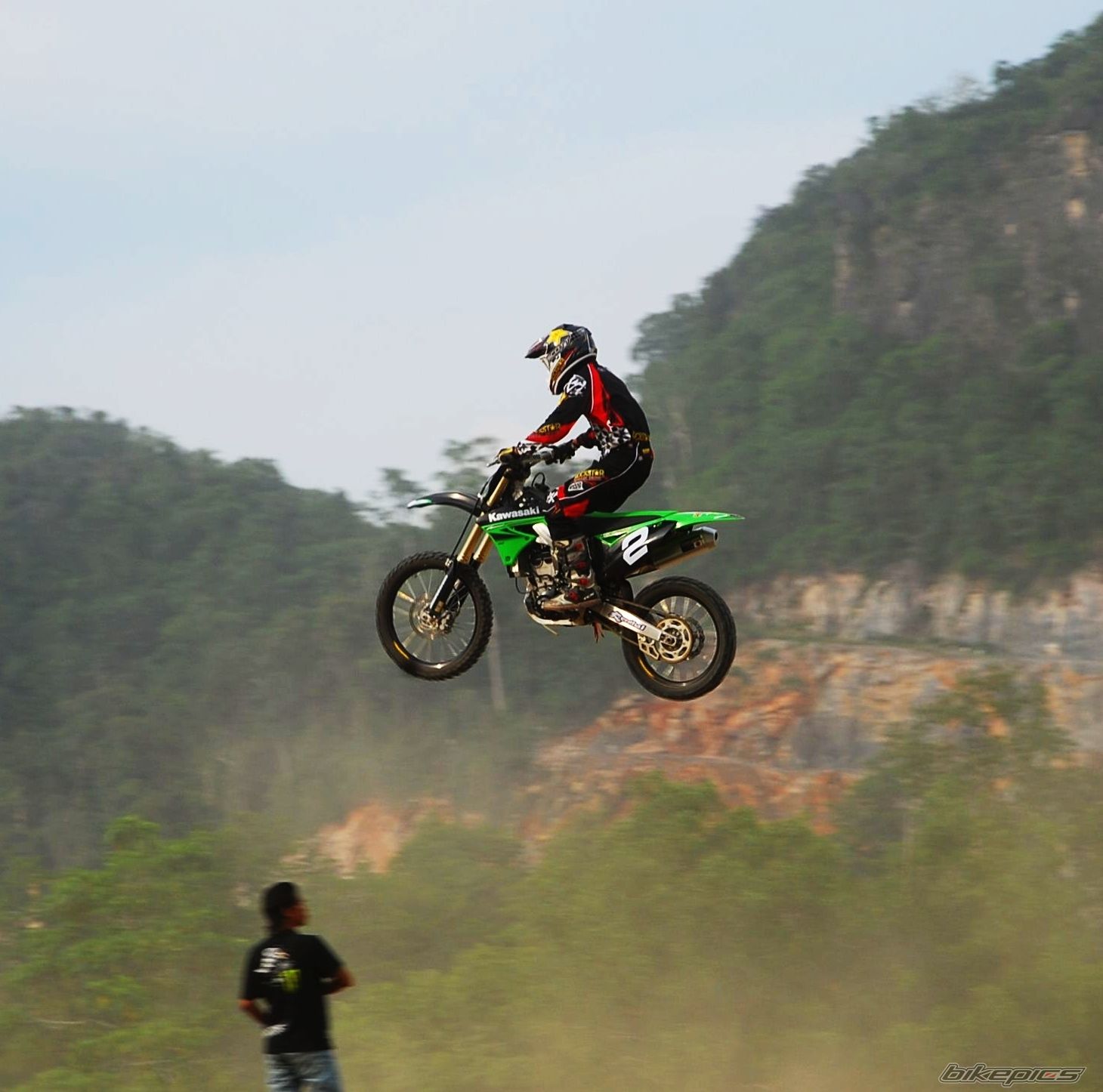 Photo 2077506
