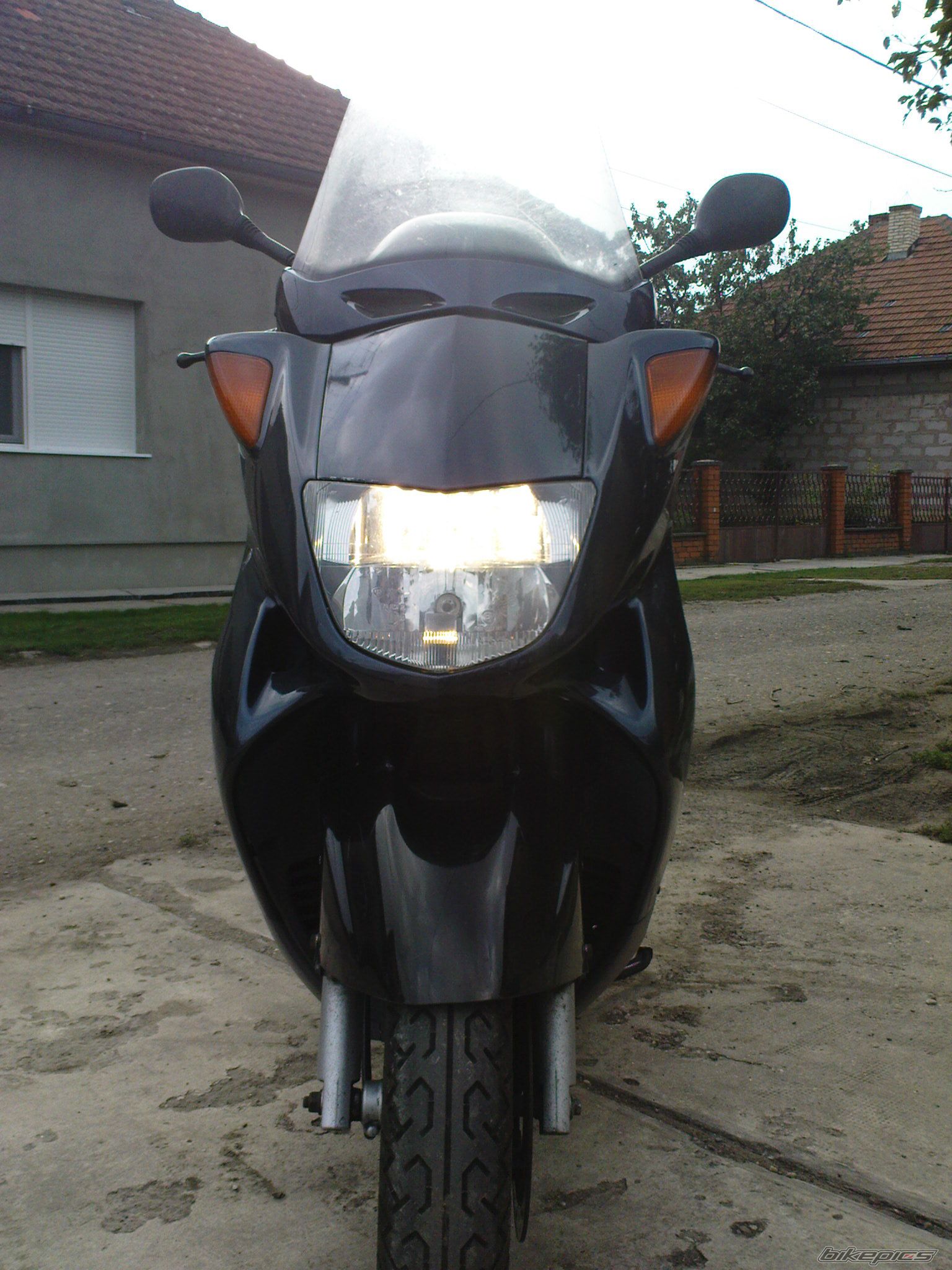 Photo 2077512