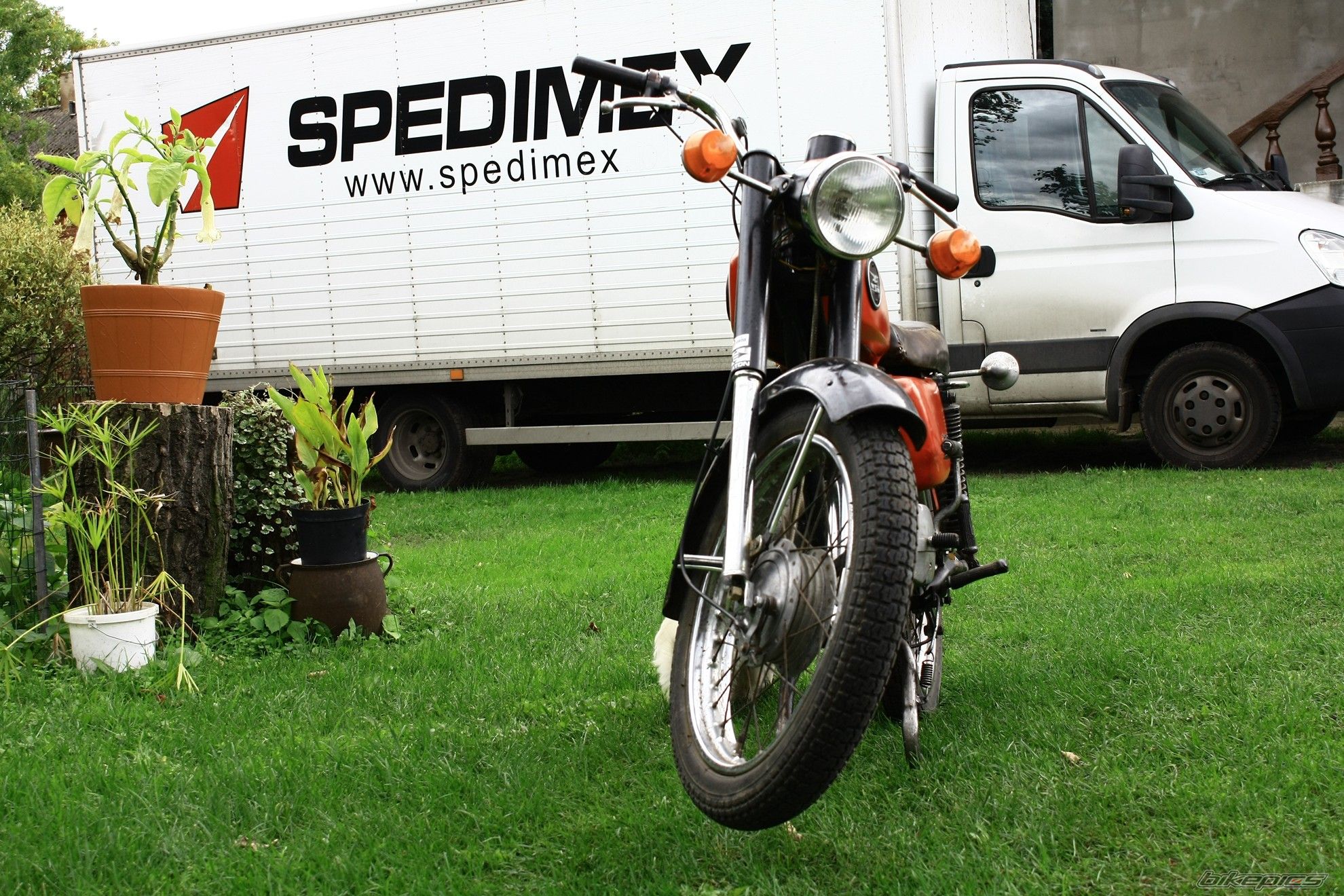Bike Photo 2077596