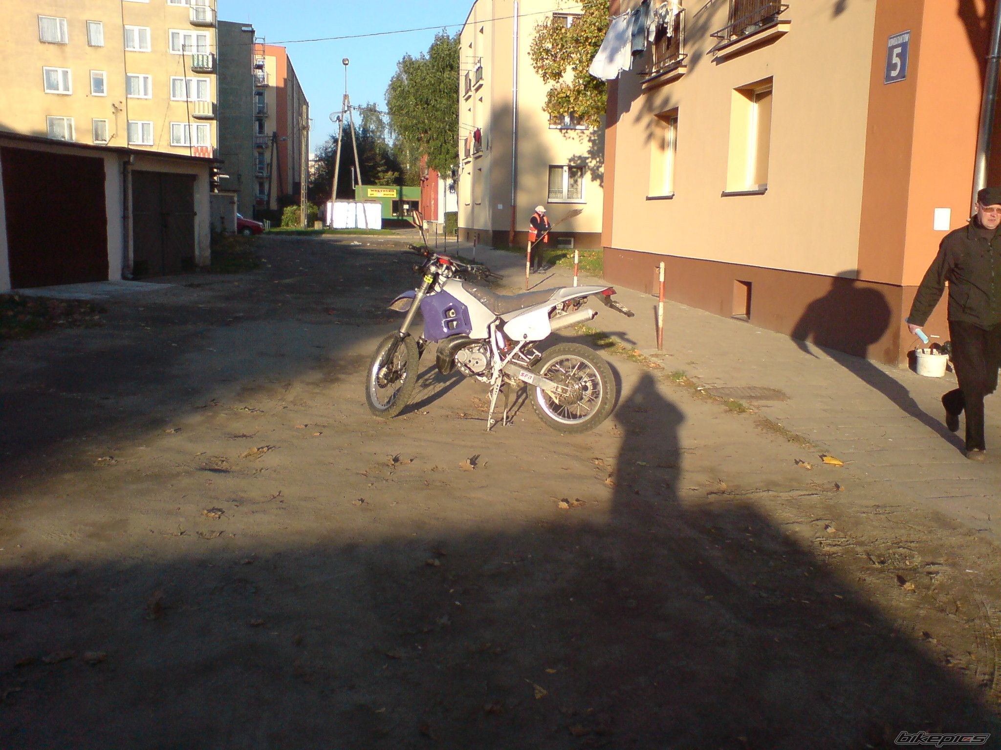 Photo 2077617