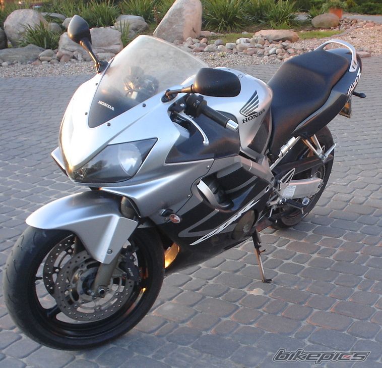 Photo 2077630