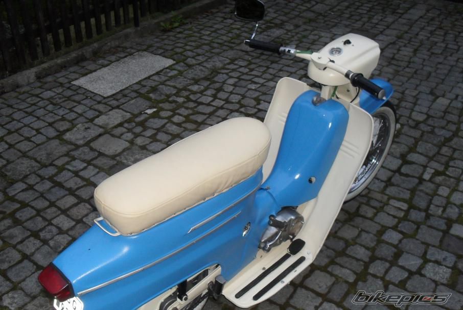 Photo 2077684