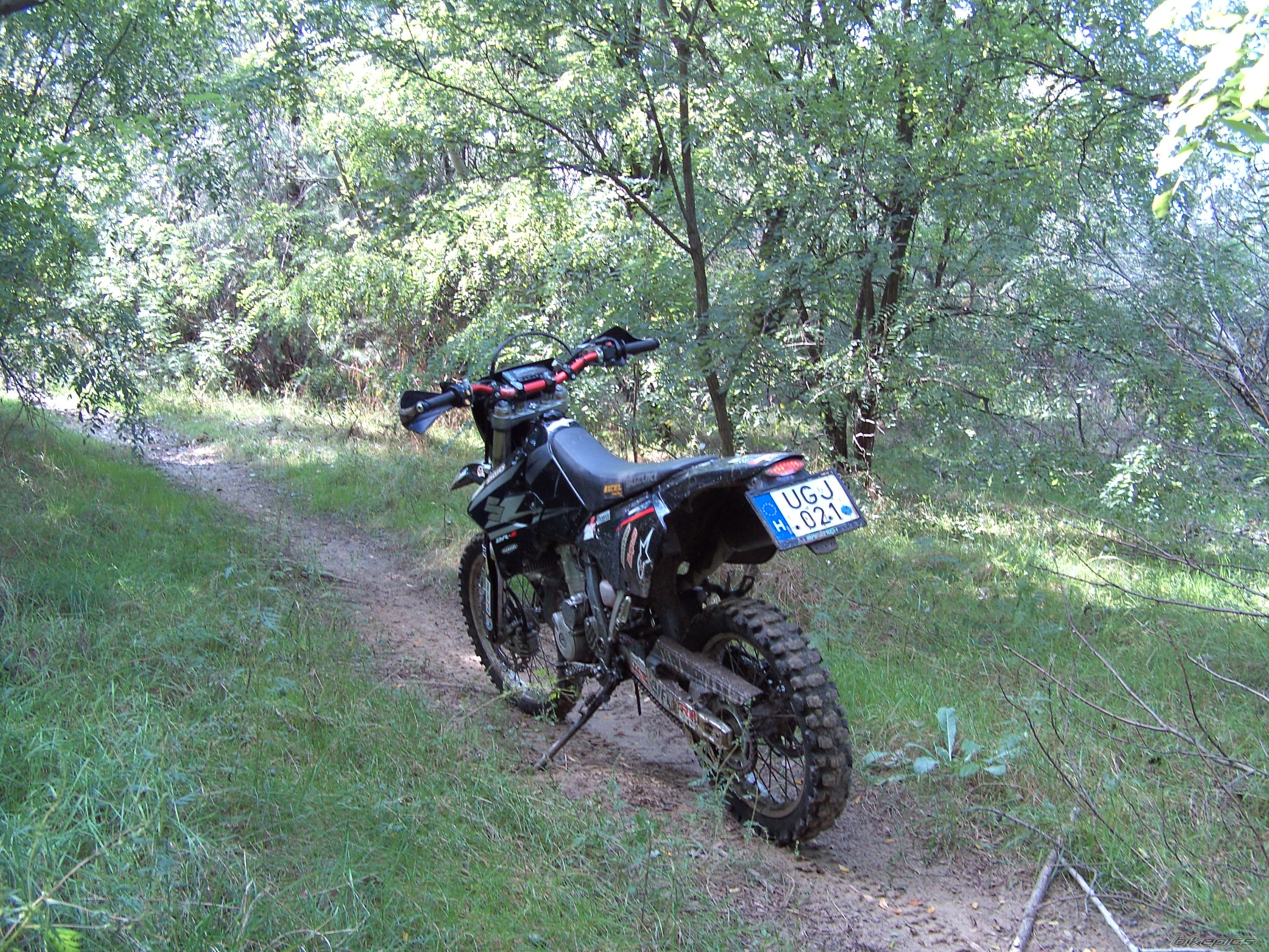 Photo 2077711