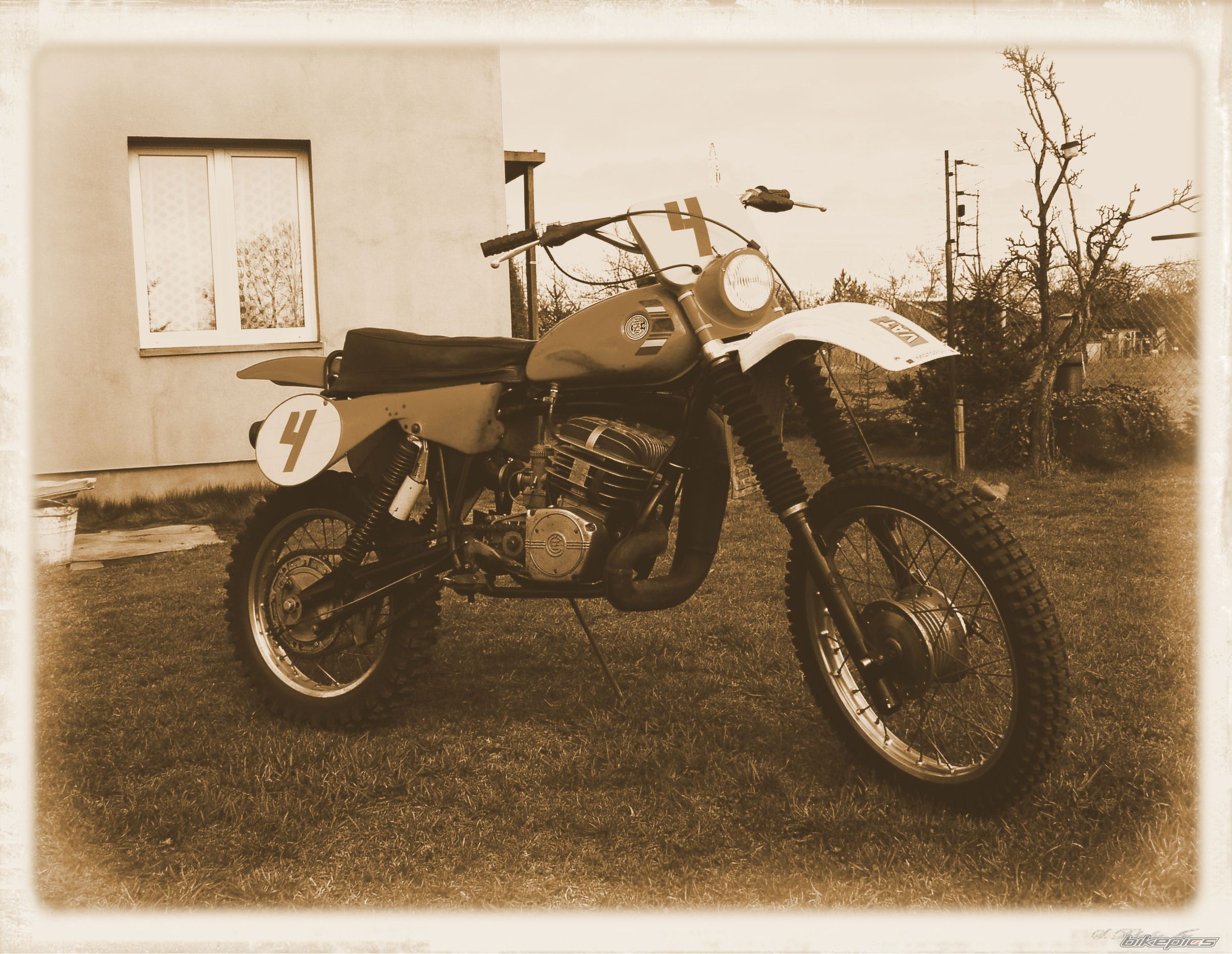 Bike Photo 2077864