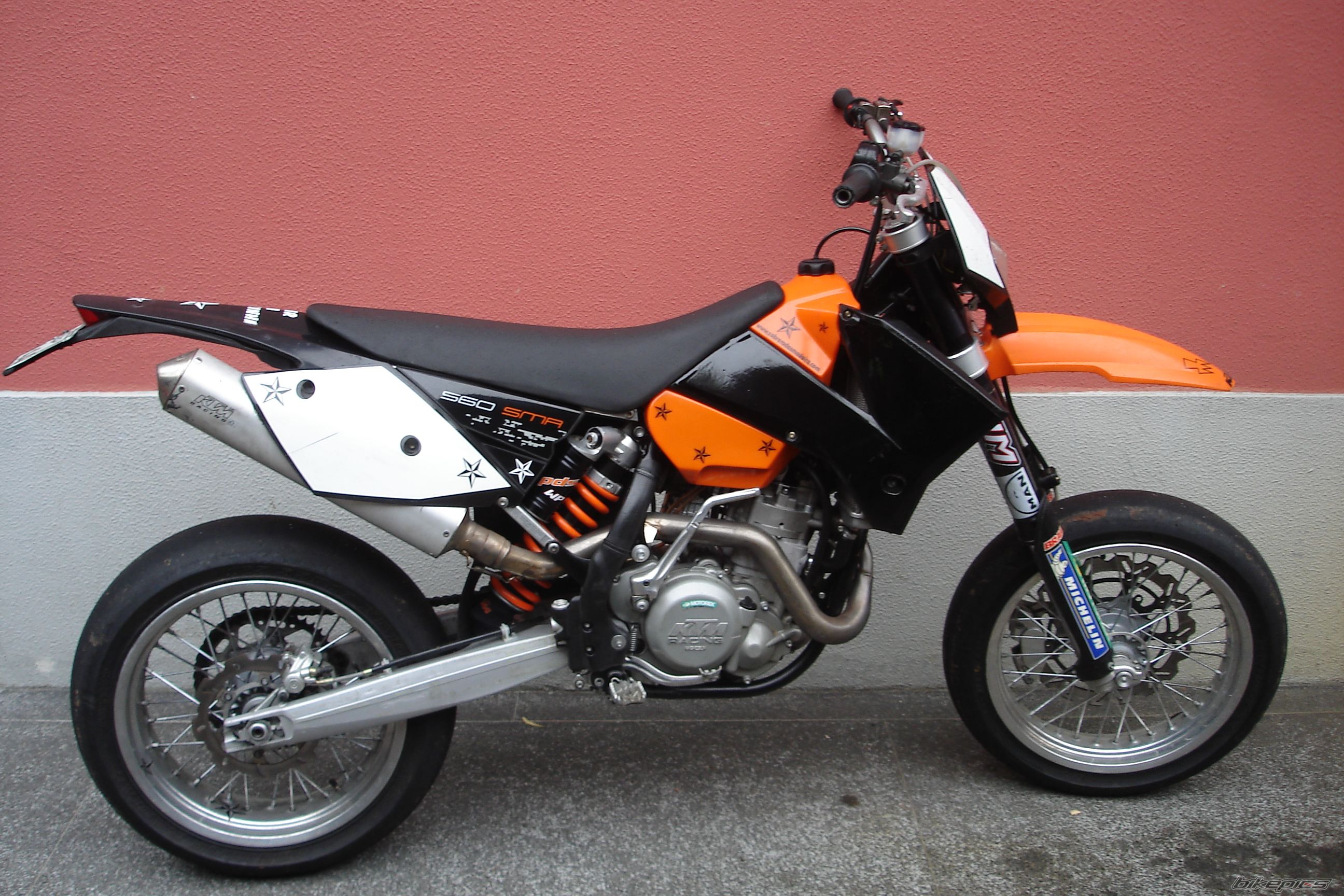 Photo 2077882