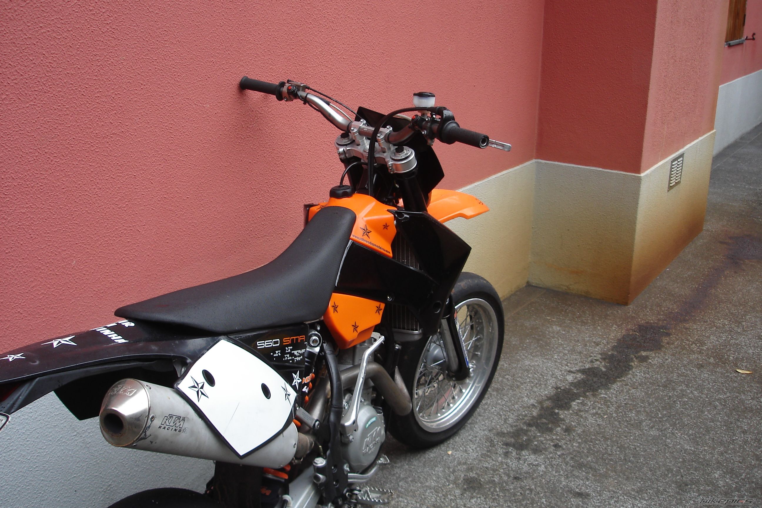 Photo 2077886