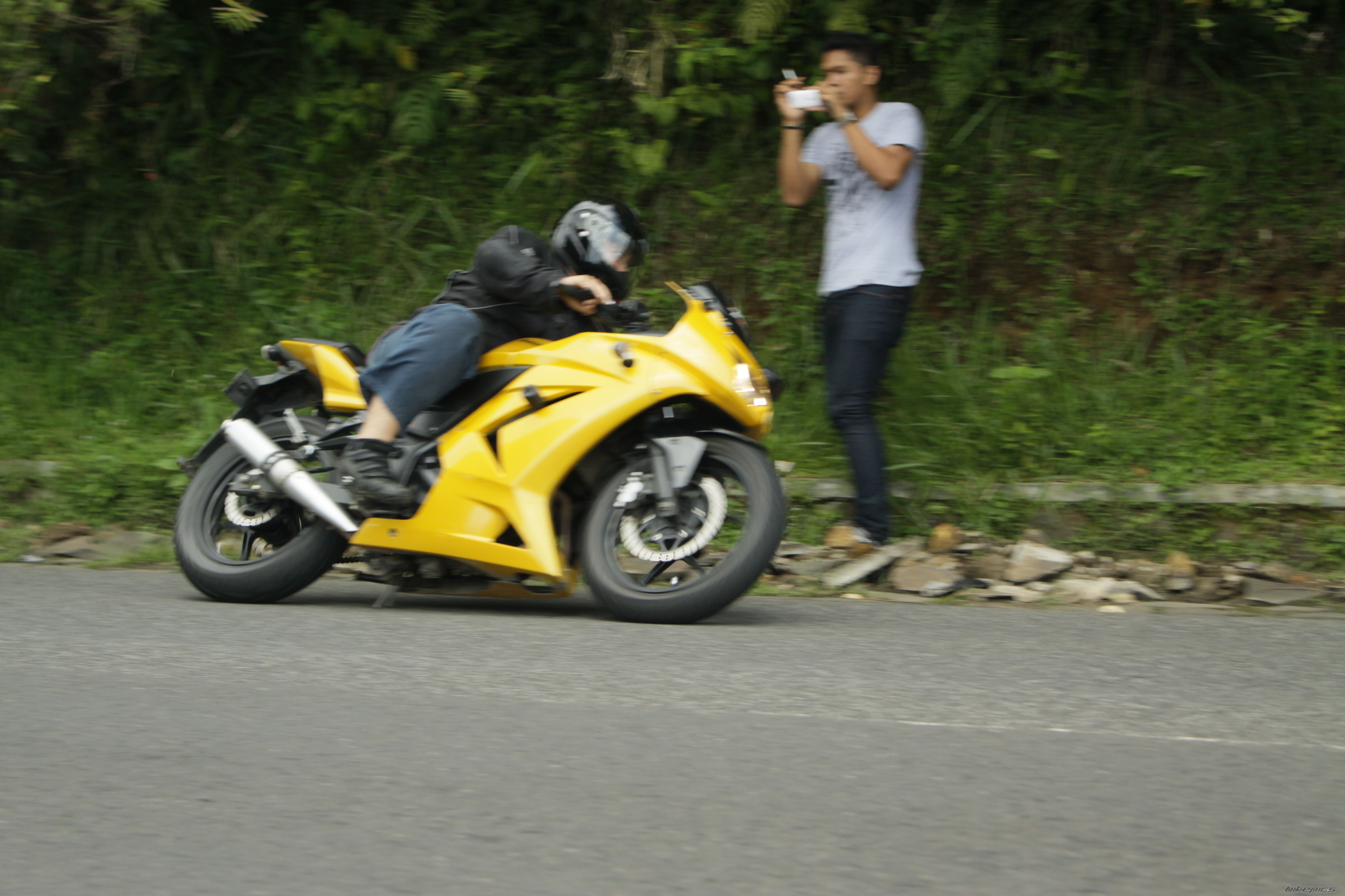Photo 2077951