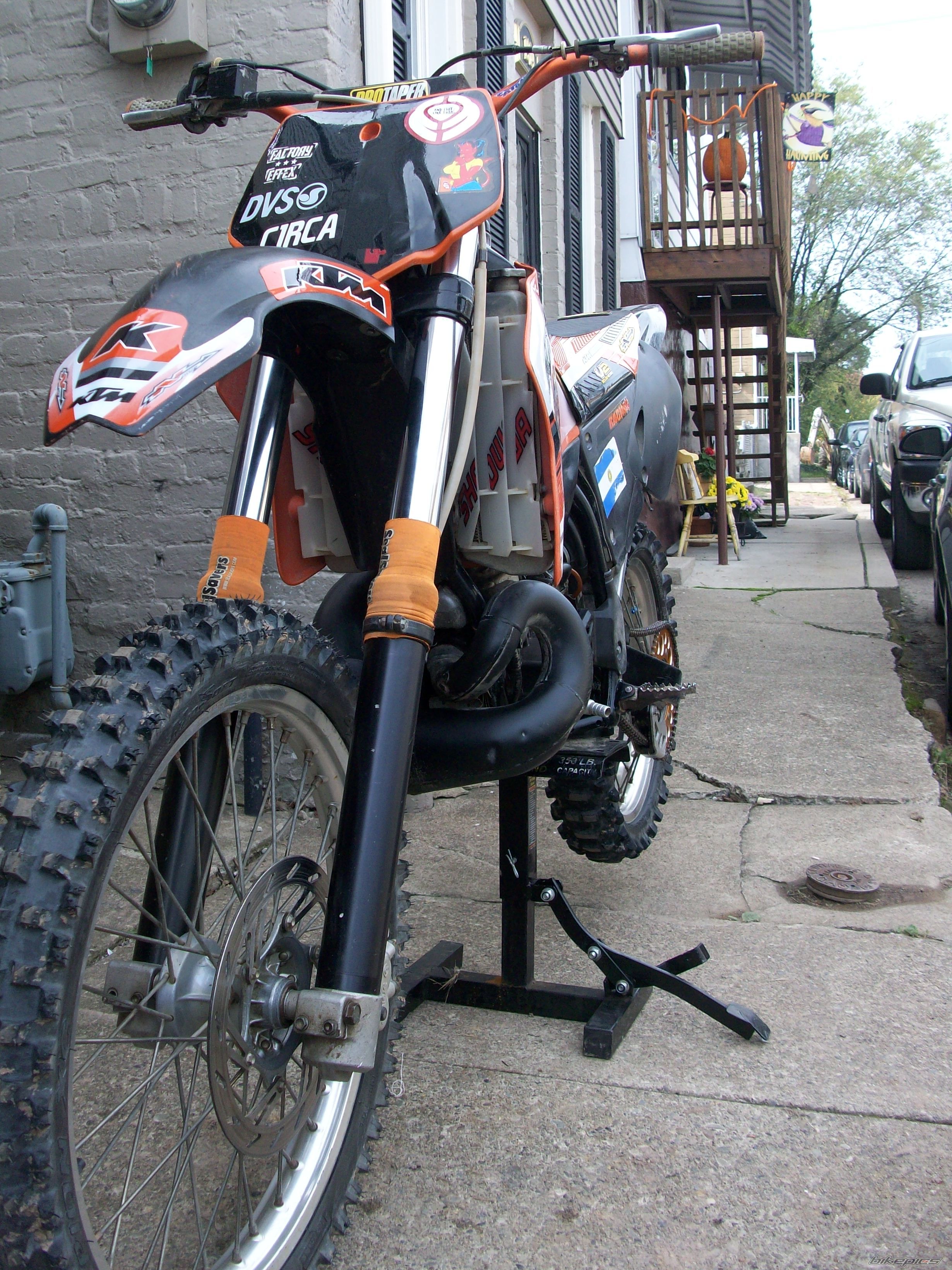 Photo 2077979
