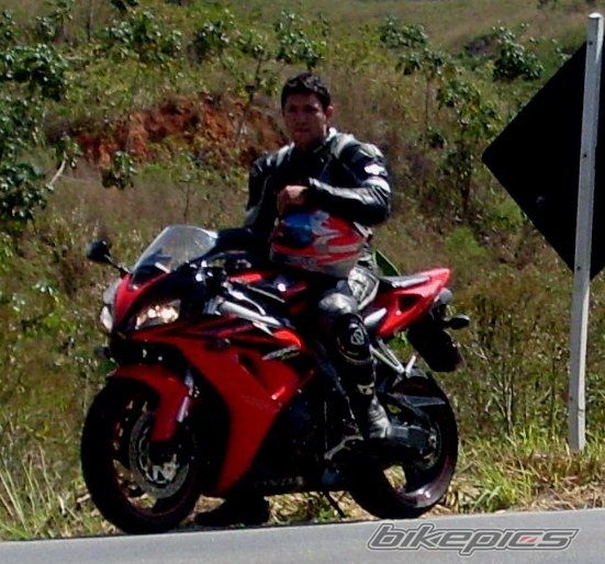 Photo 2077986
