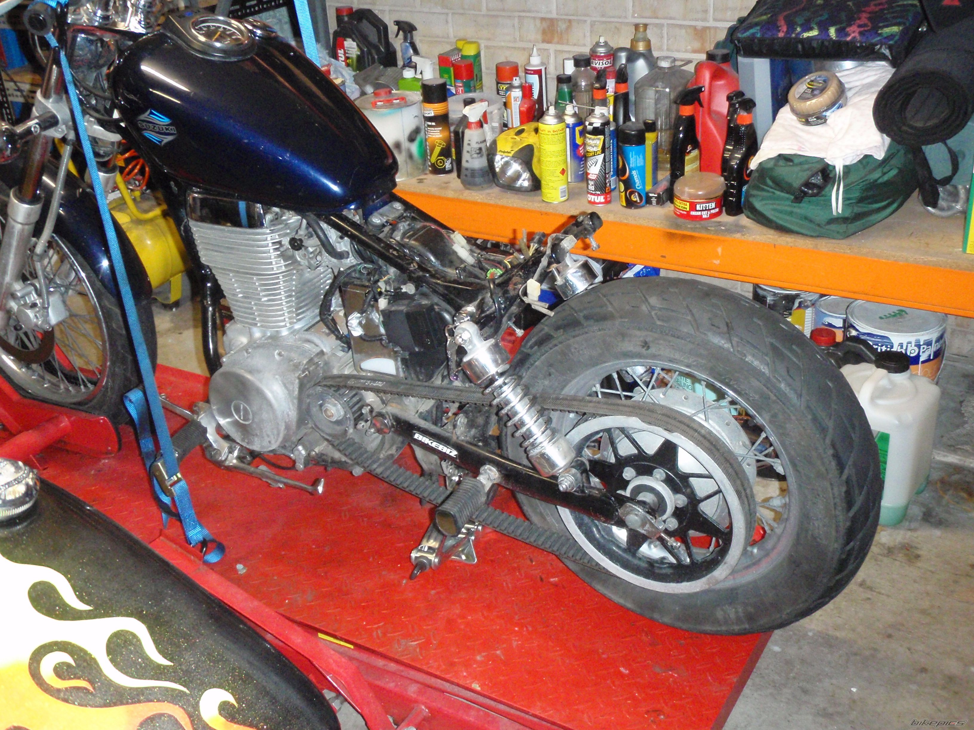 Photo 2078009