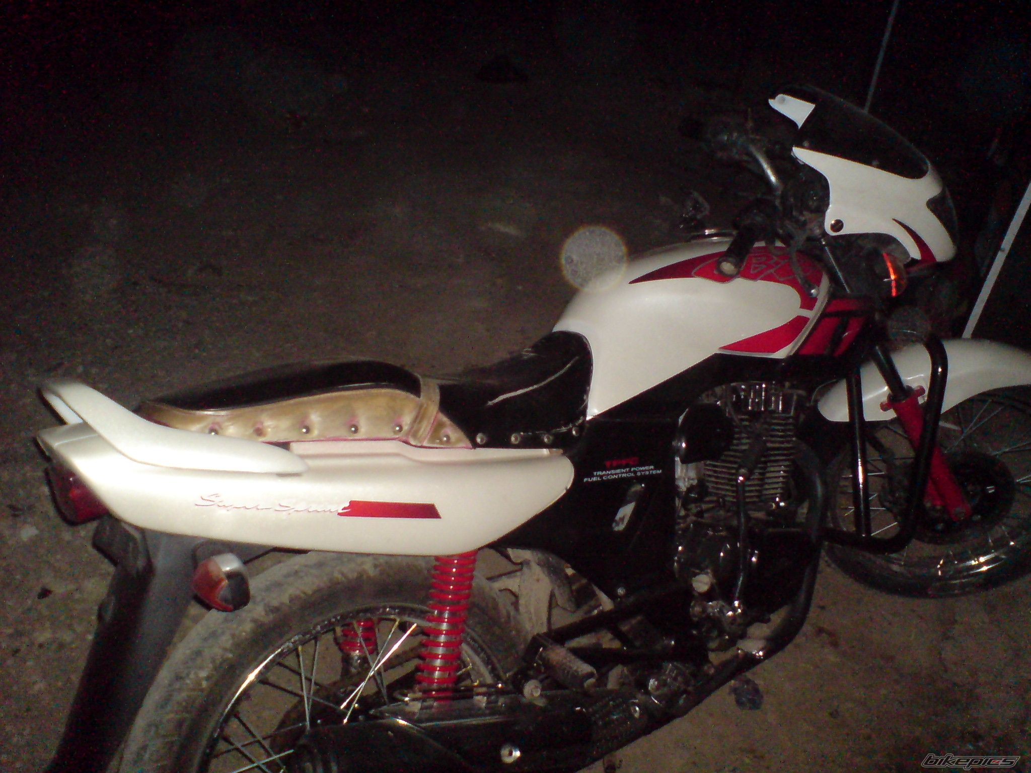 Photo 2078085