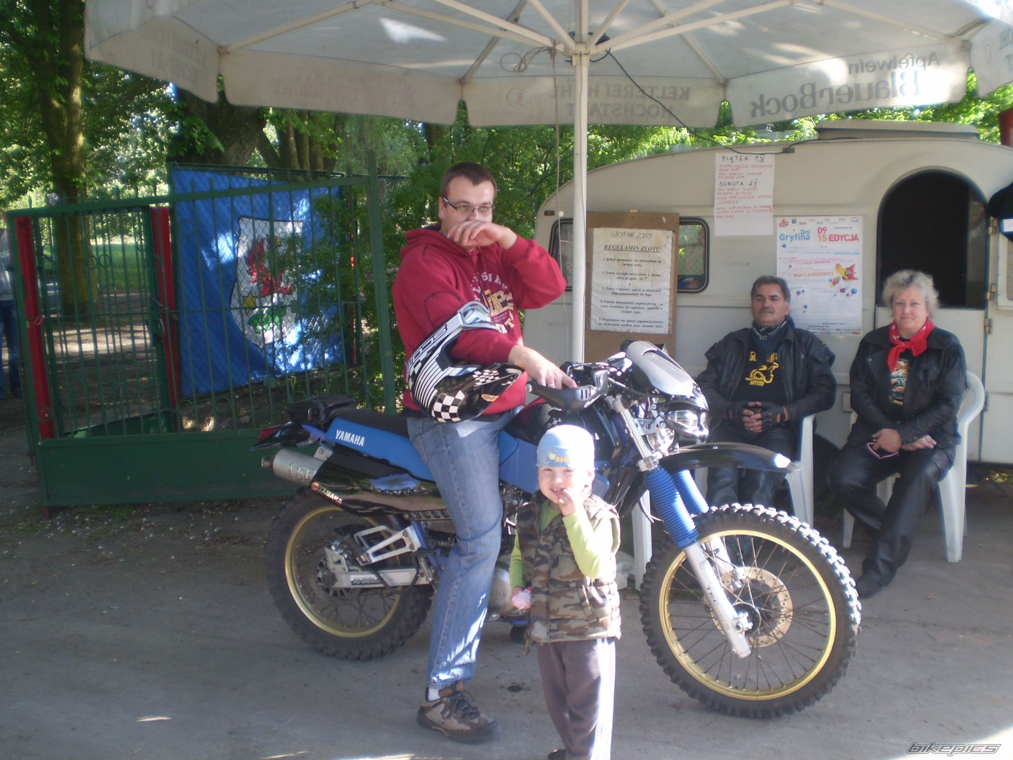 Photo 2078232