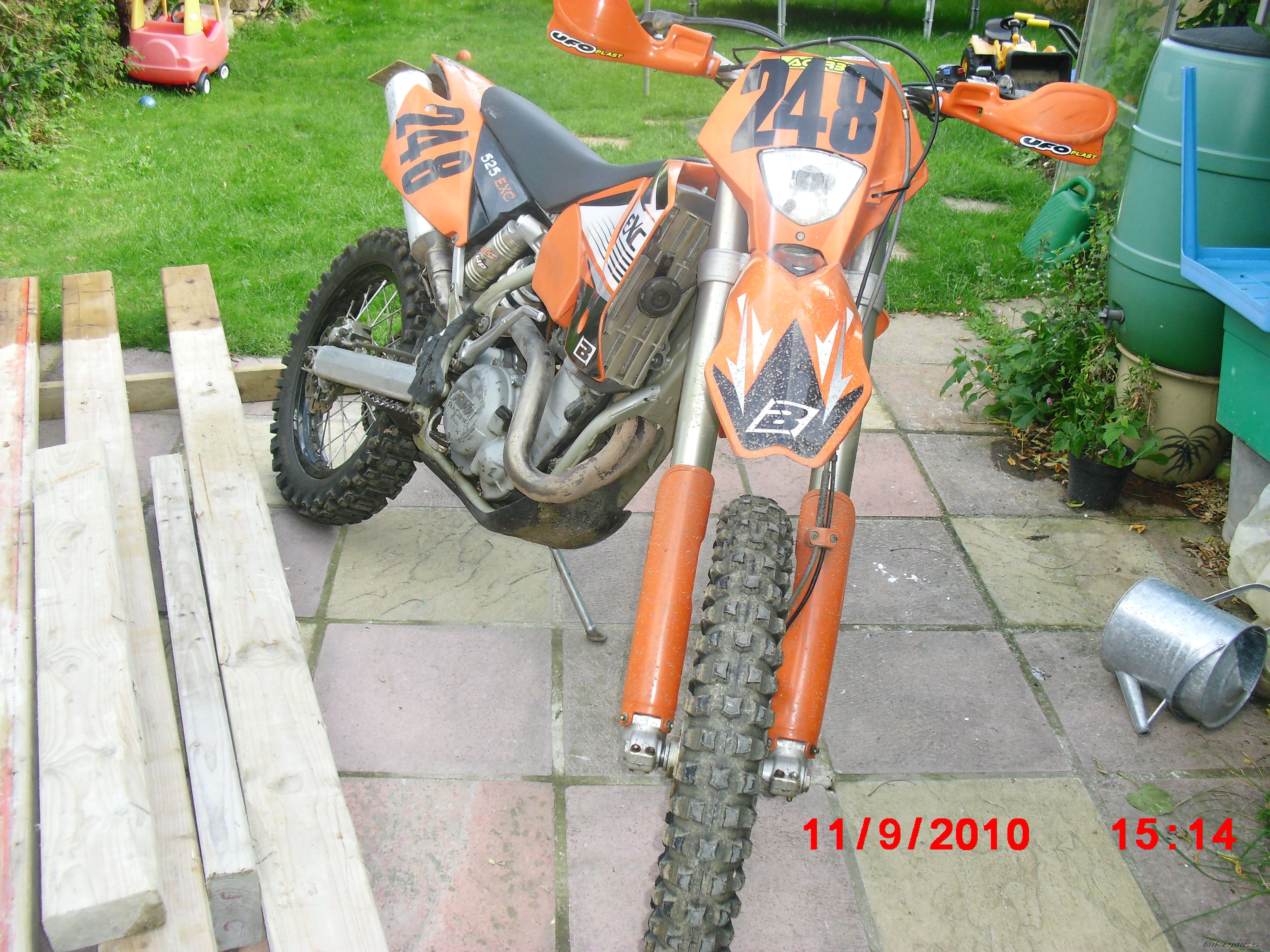 Photo 2078431