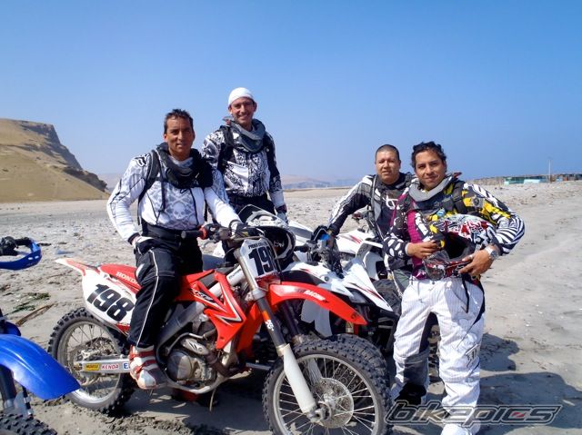 Photo 2078511