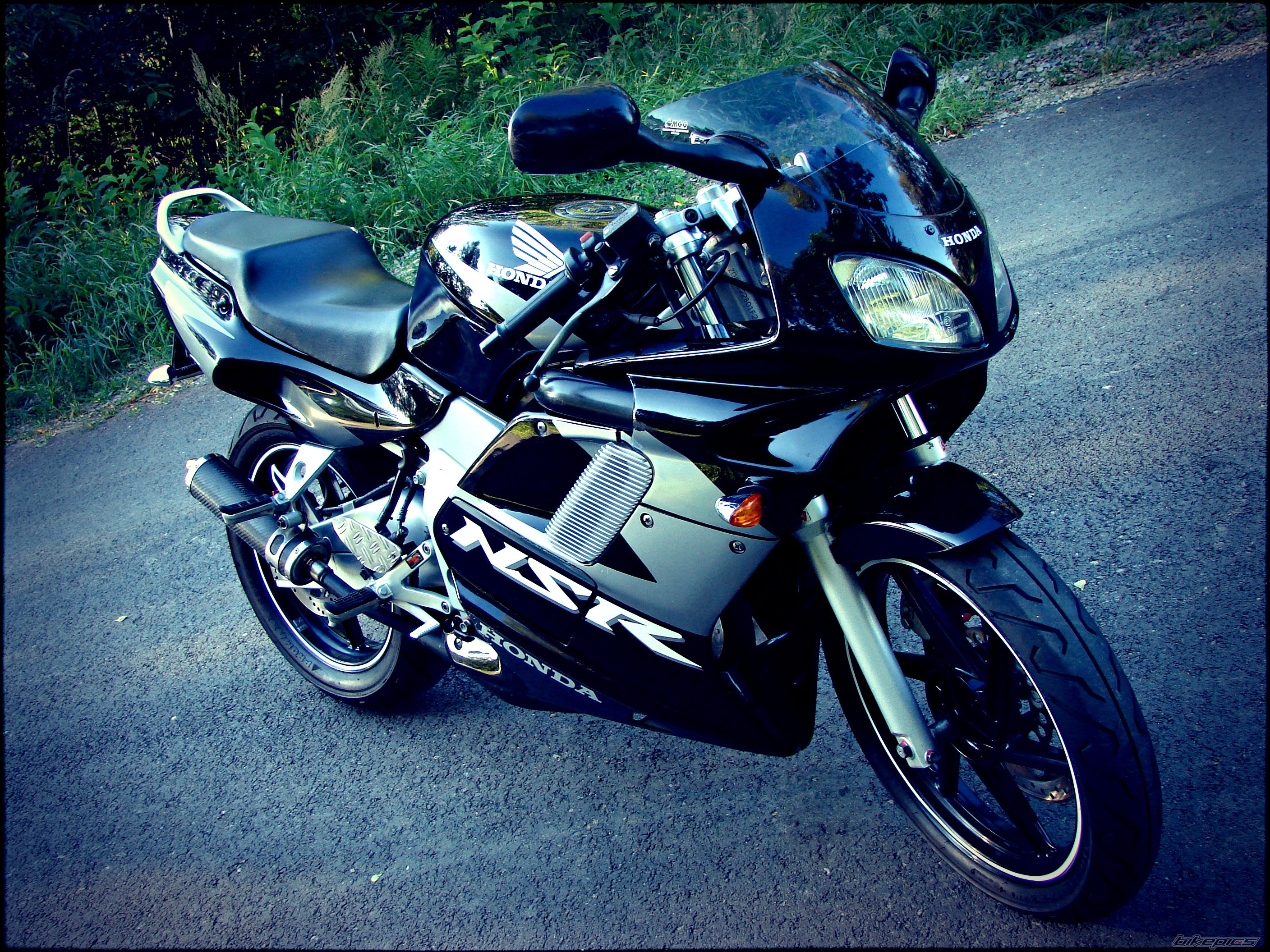Photo 2078868