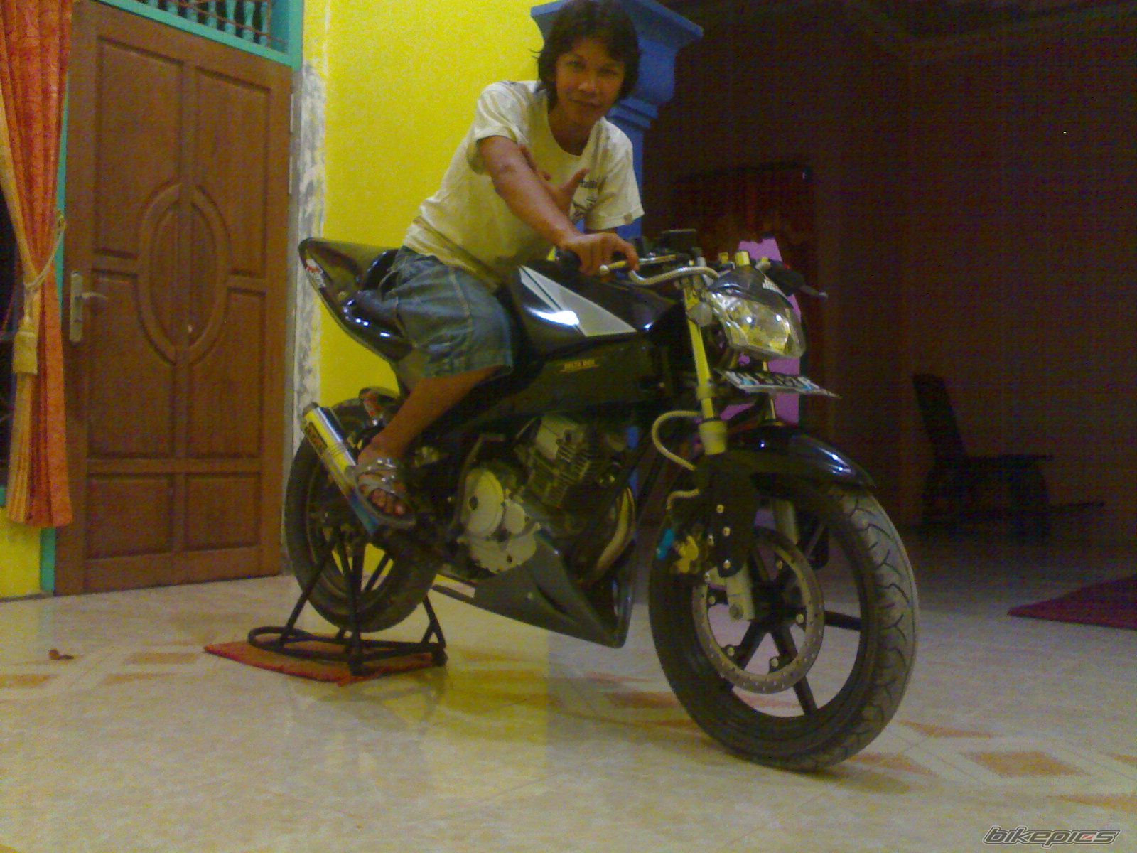 Photo 2078922