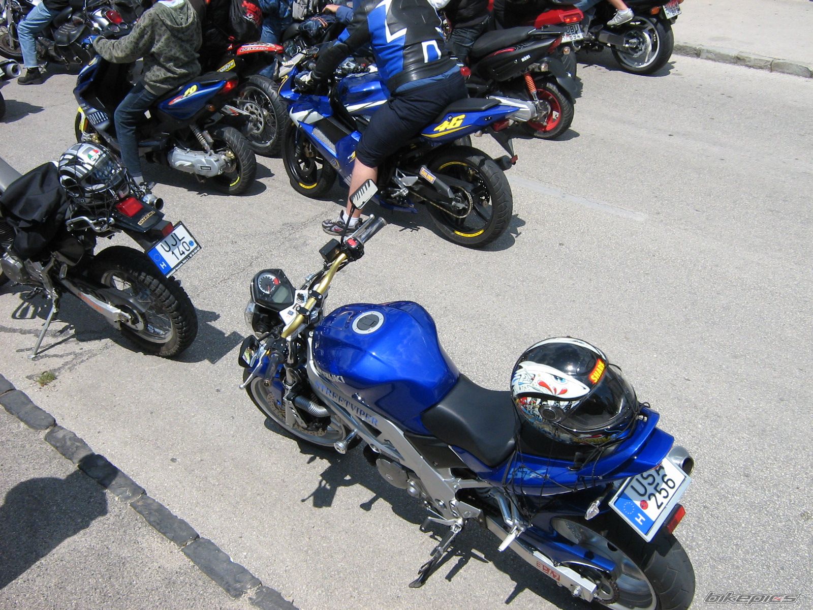 Photo 2078973