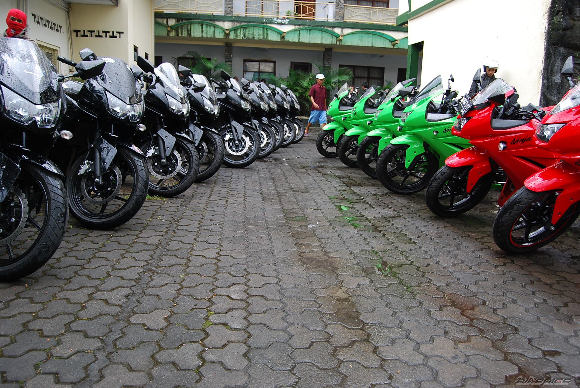 Bike Photo 2078992
