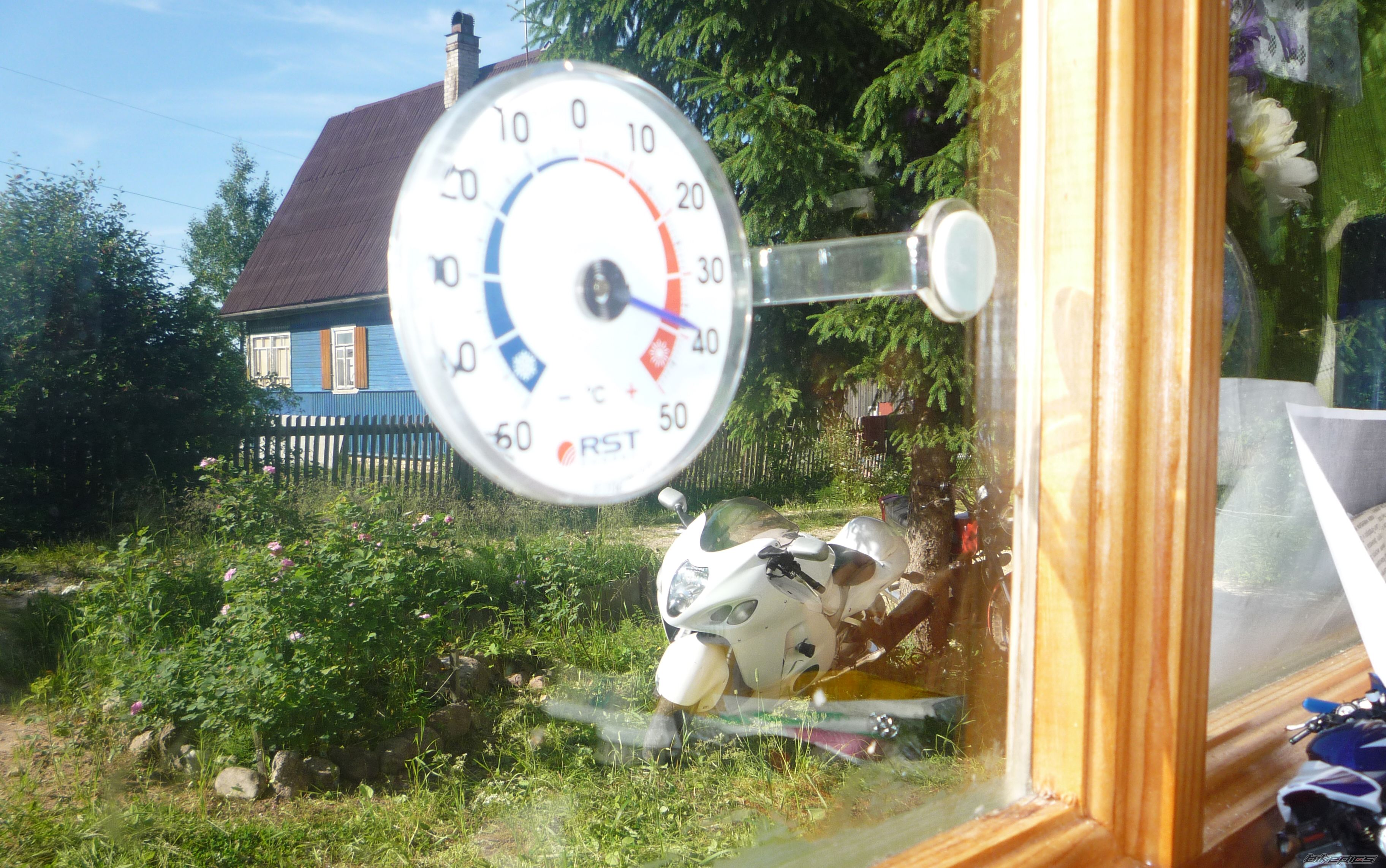 Photo 2079043