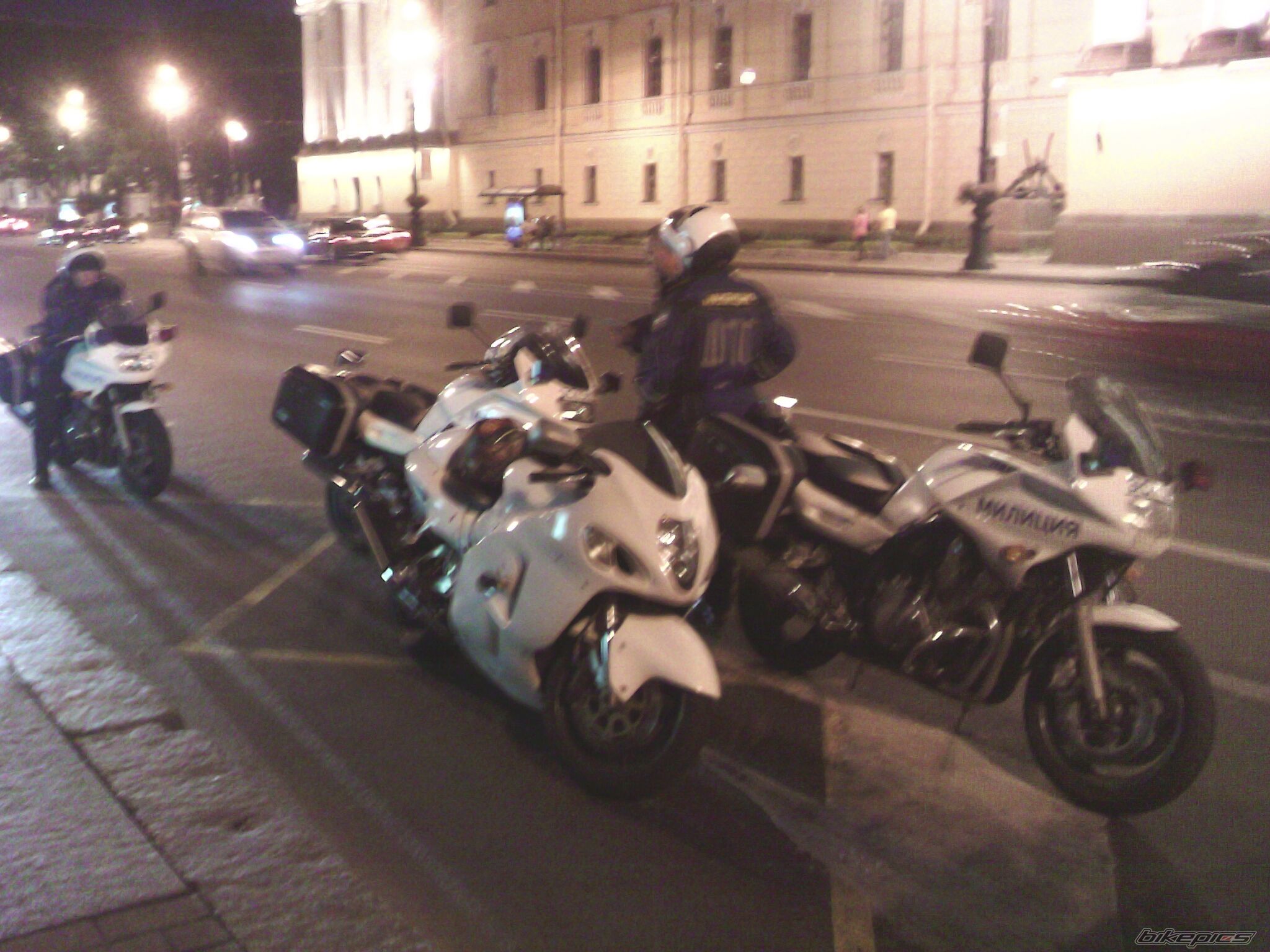 Photo 2079054