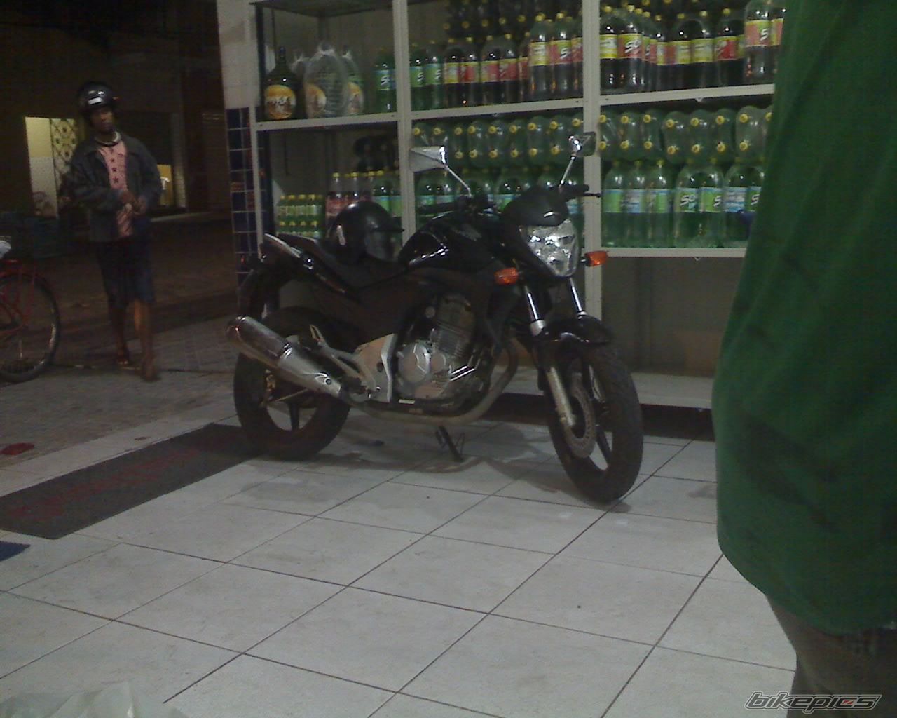 Photo 2079169