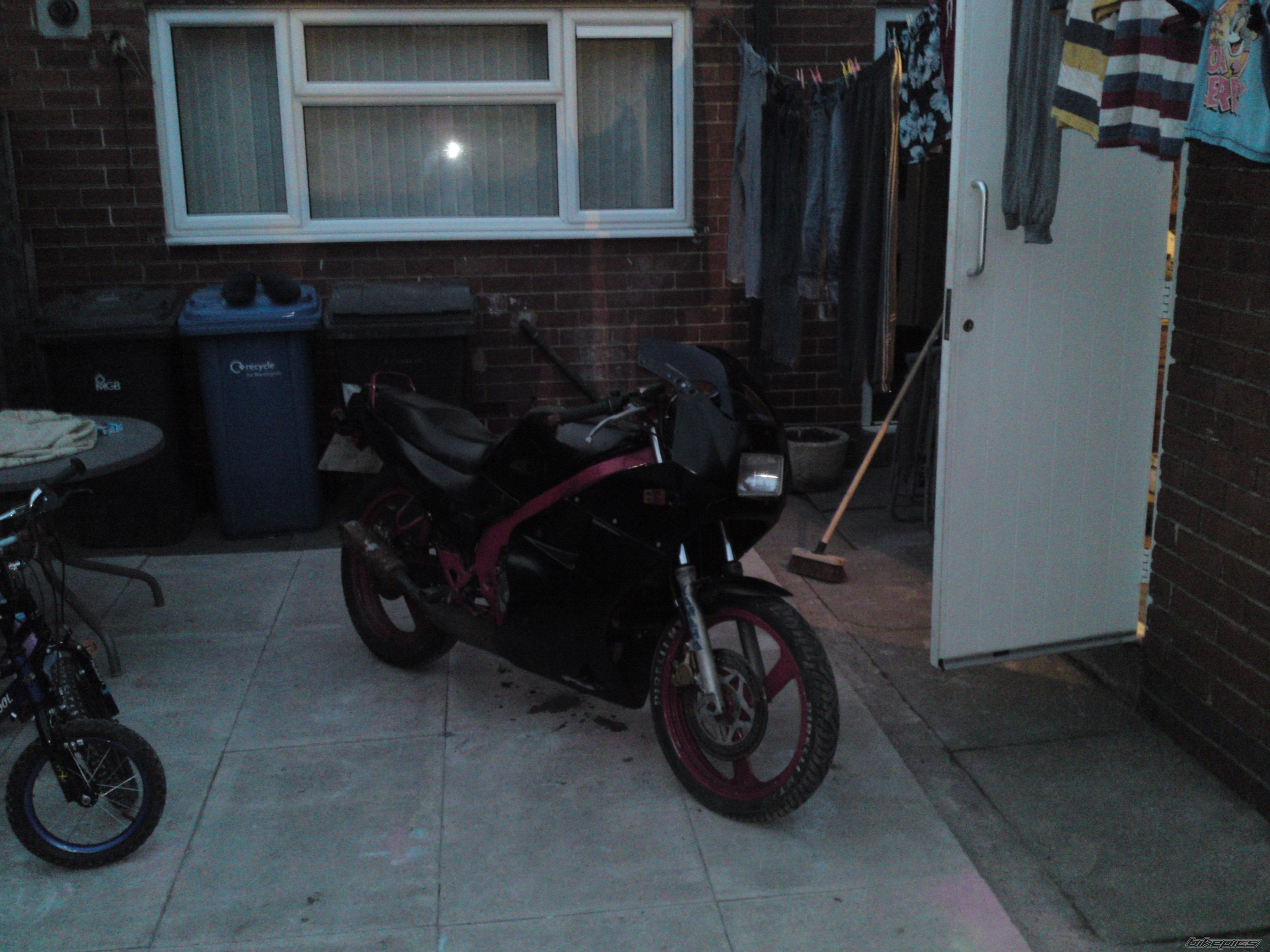 Photo 2079224