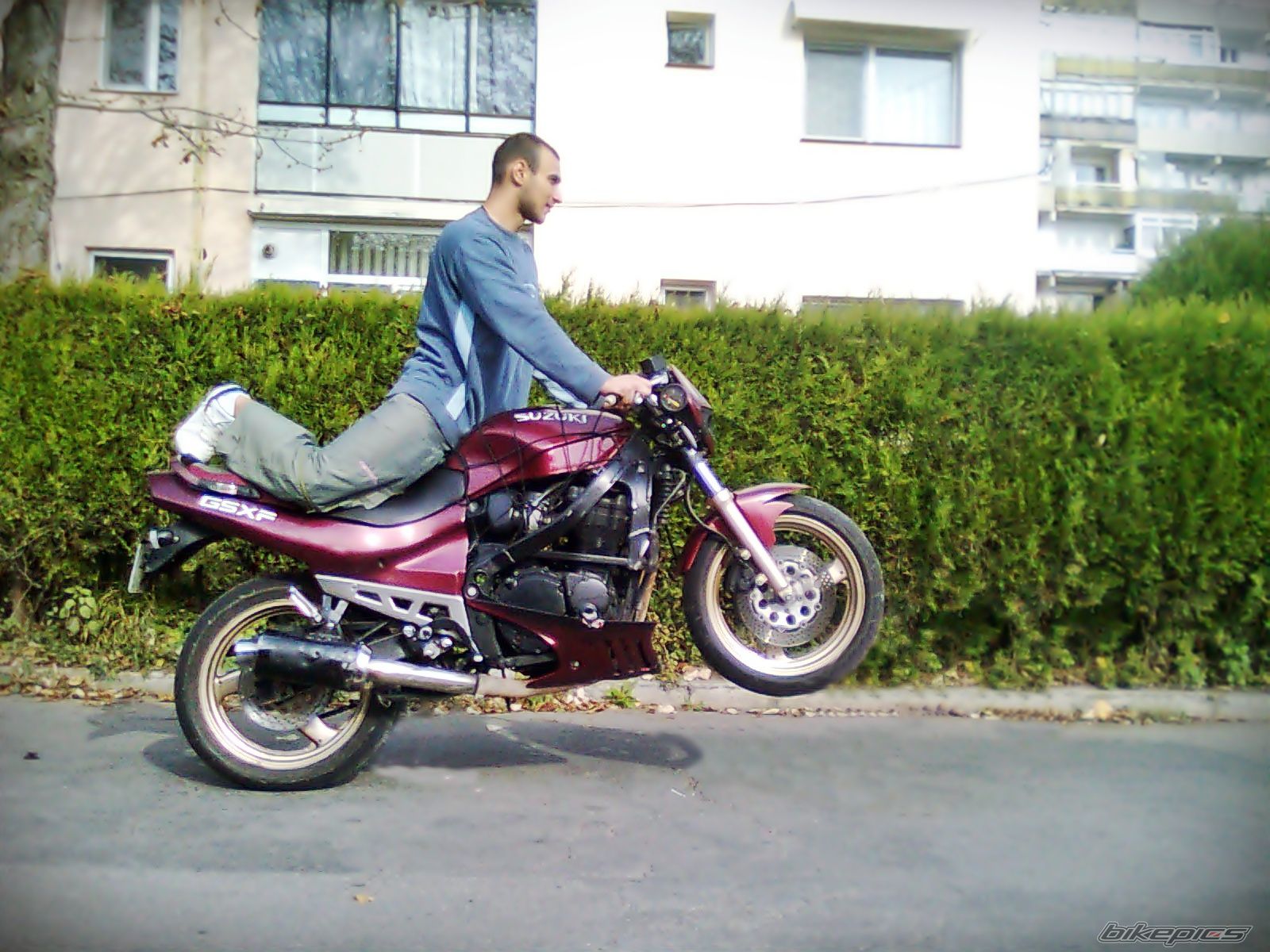 Photo 2079248