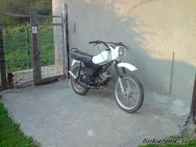 Photo 2079508