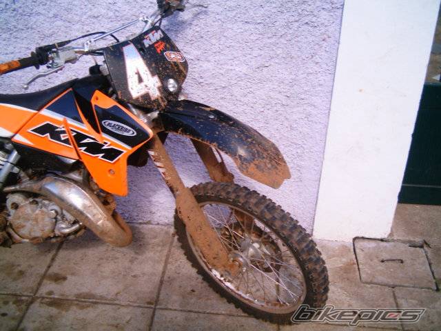 Photo 208042