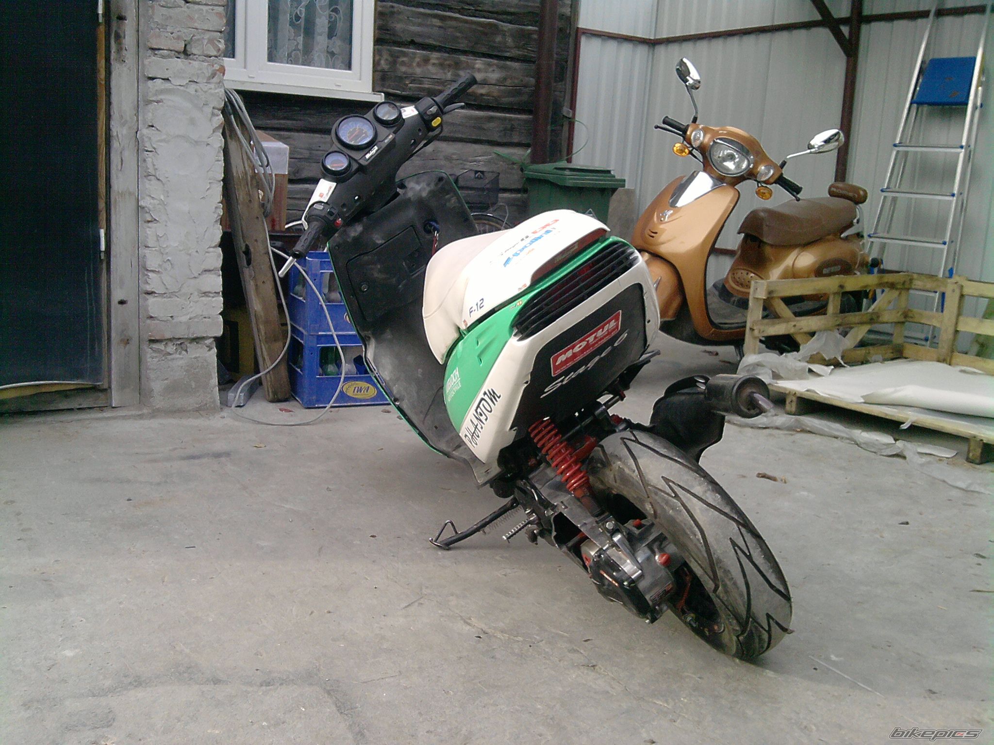 Photo 2081191