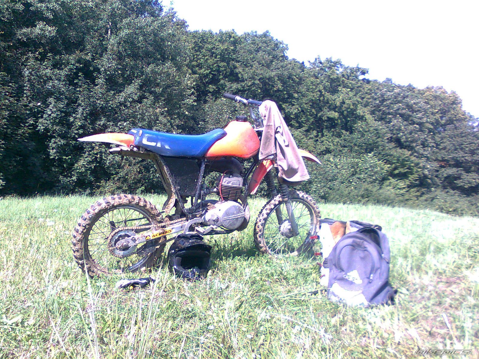 Photo 2081359
