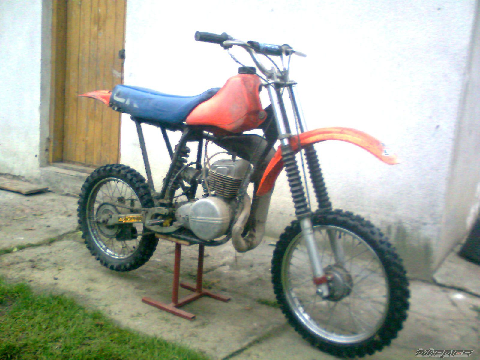 Photo 2081365