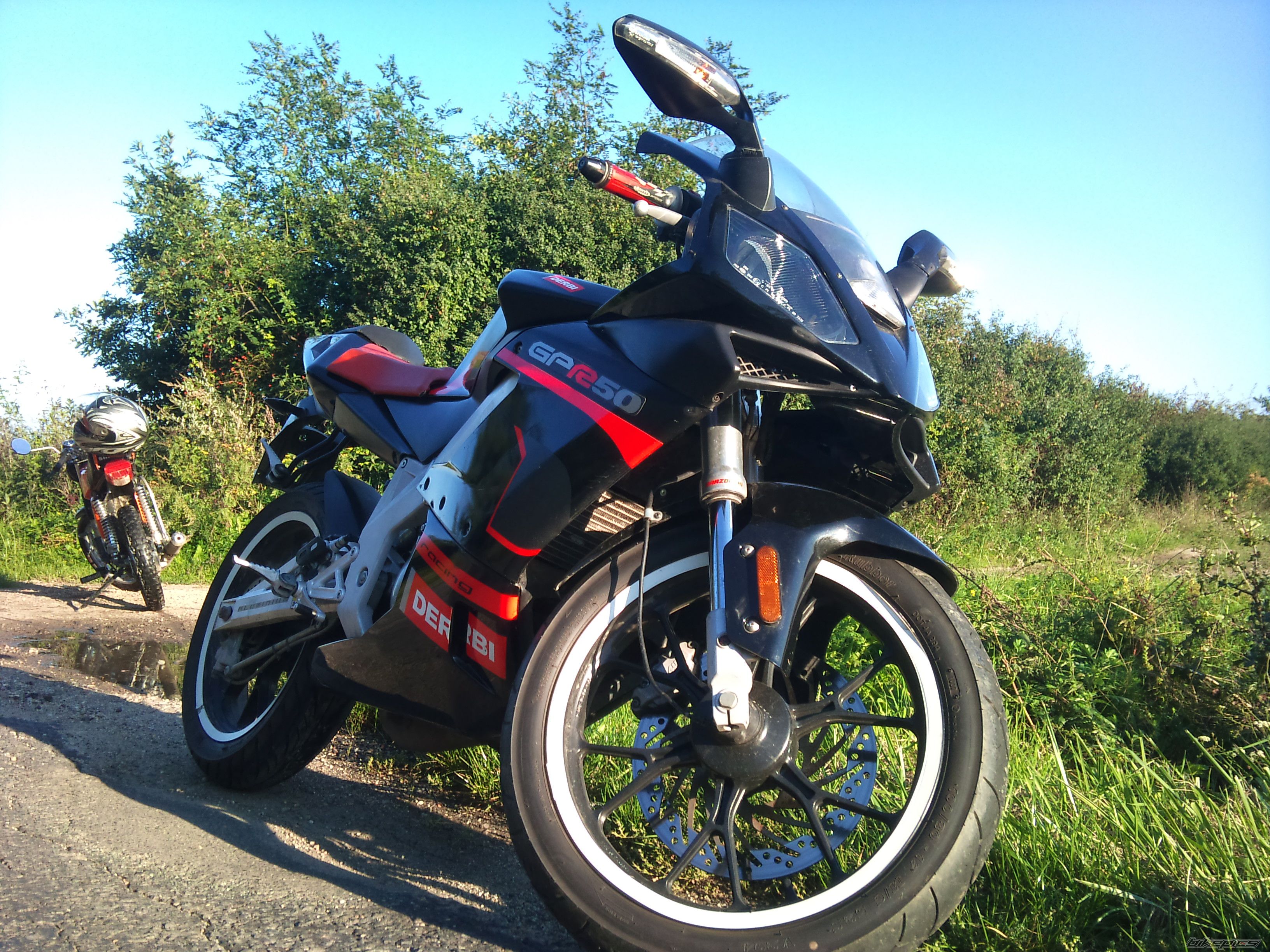 Bike Photo 2081959