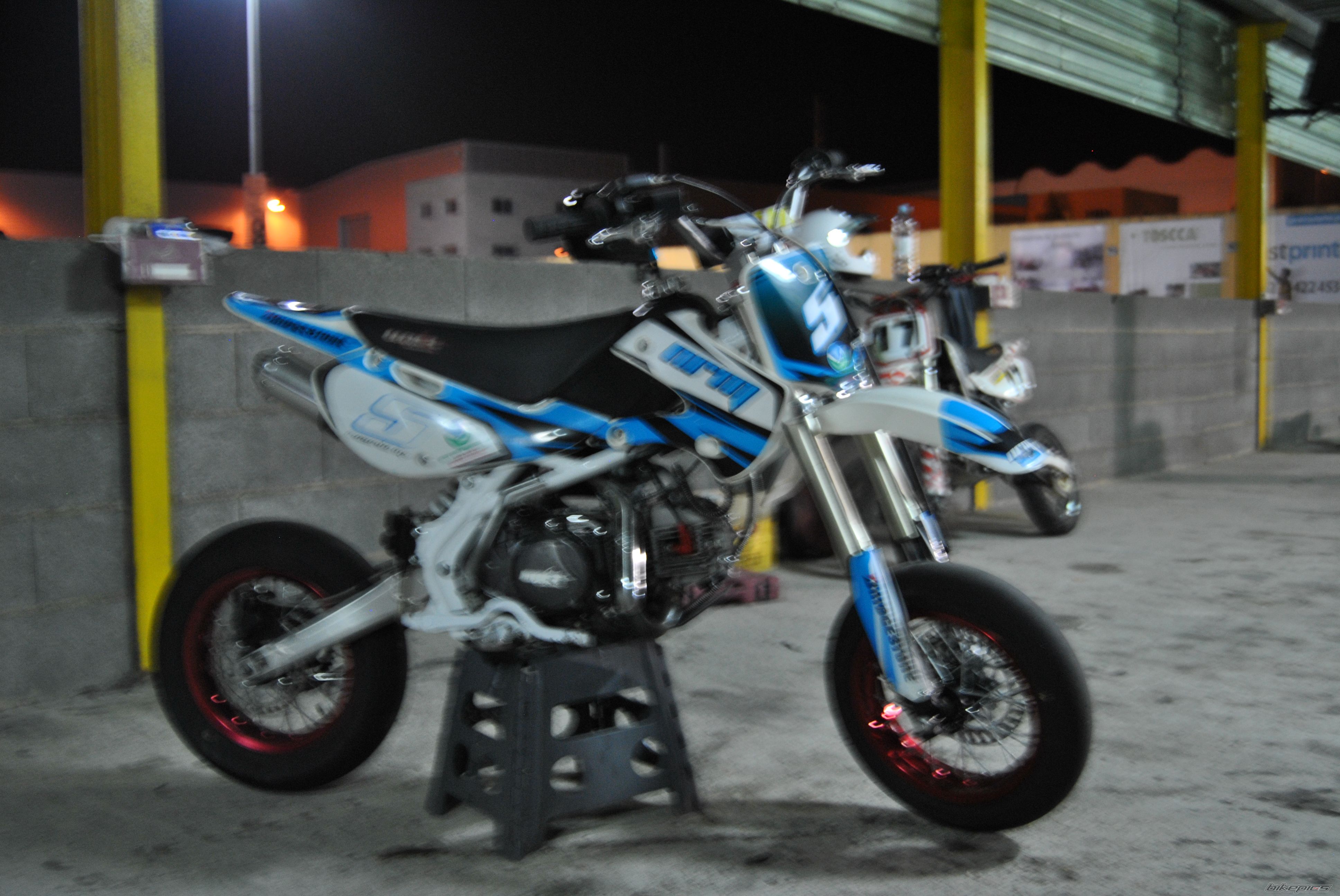 Photo 2082224