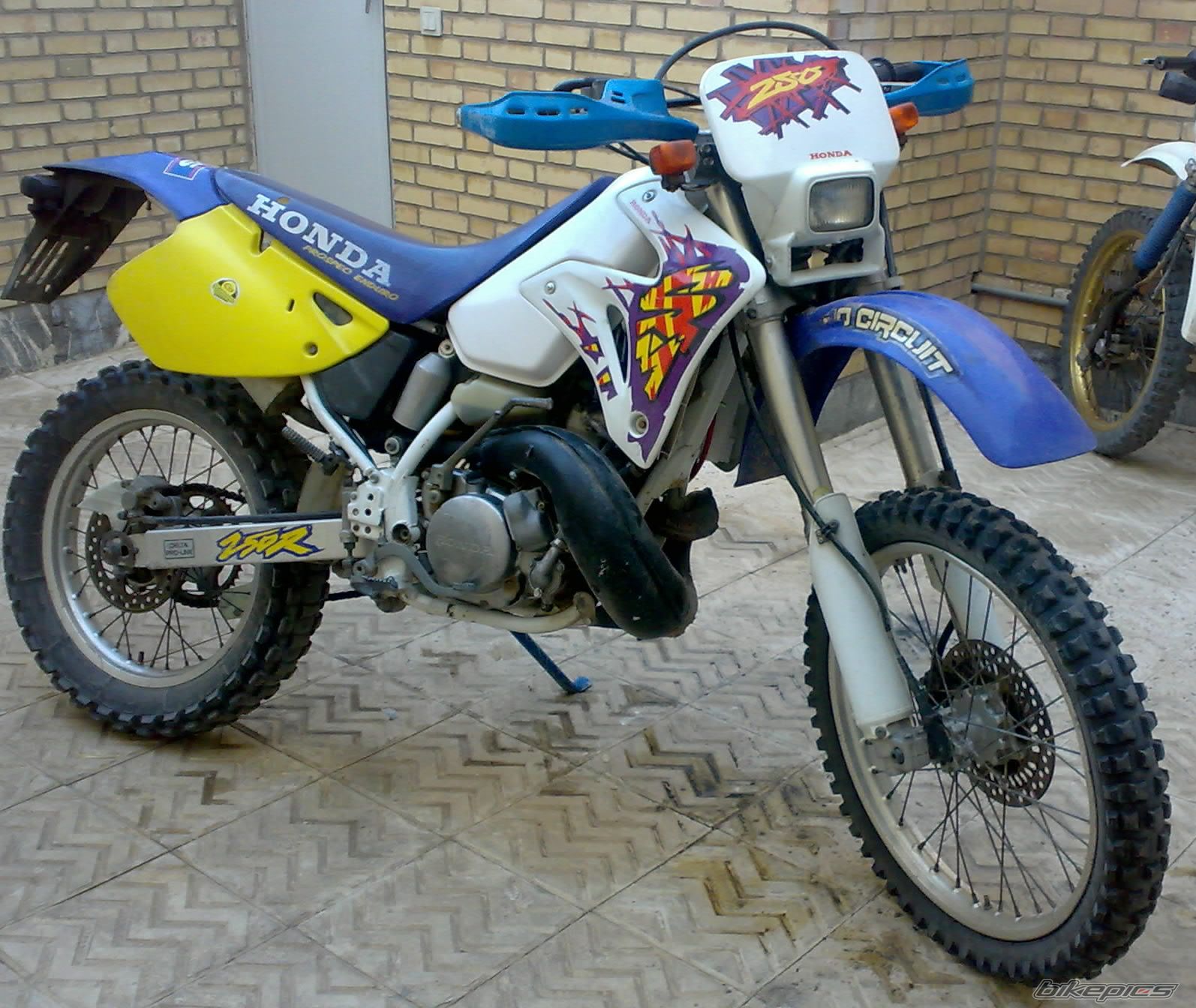 Photo 2083601