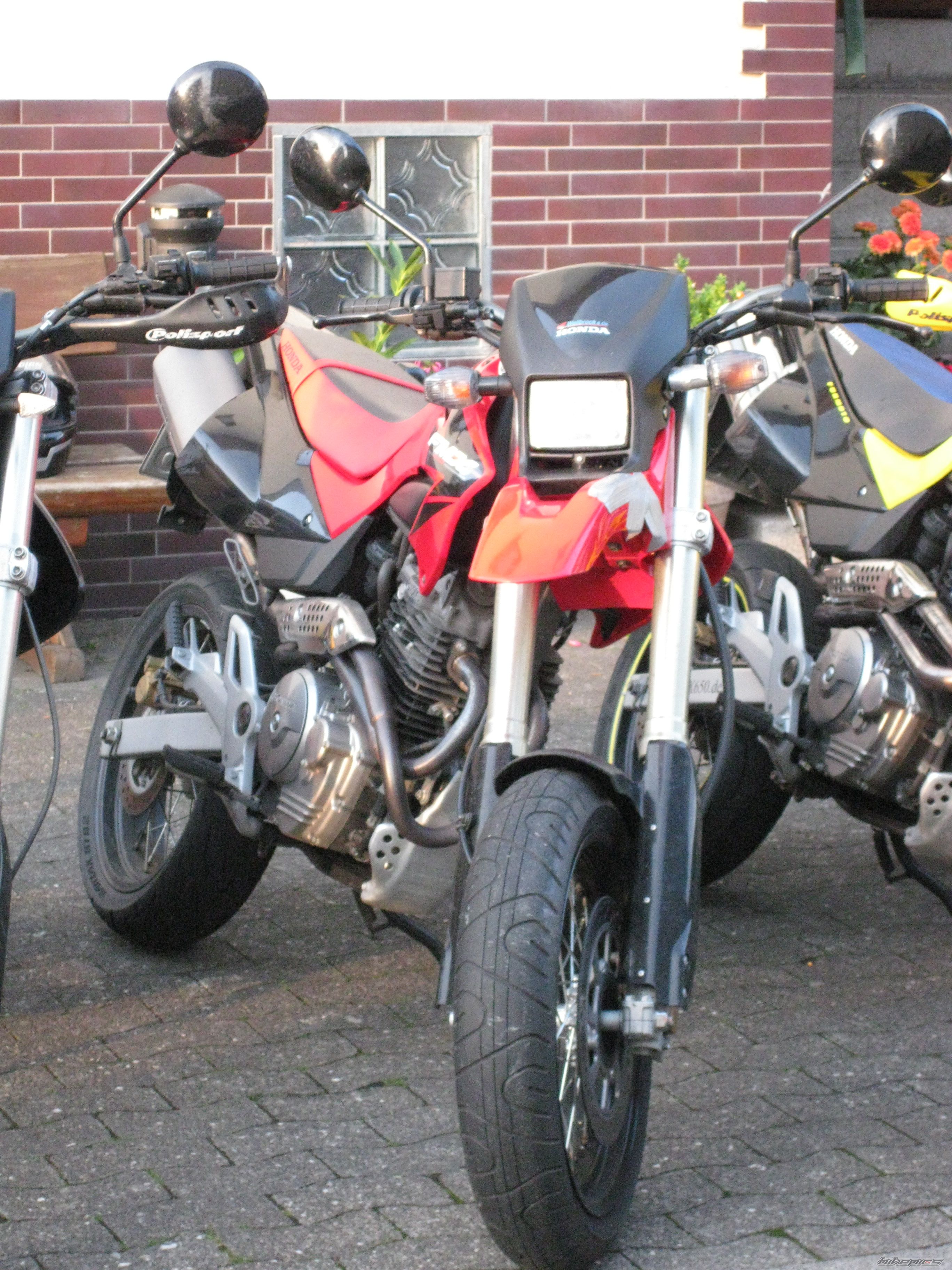 Photo 2083675