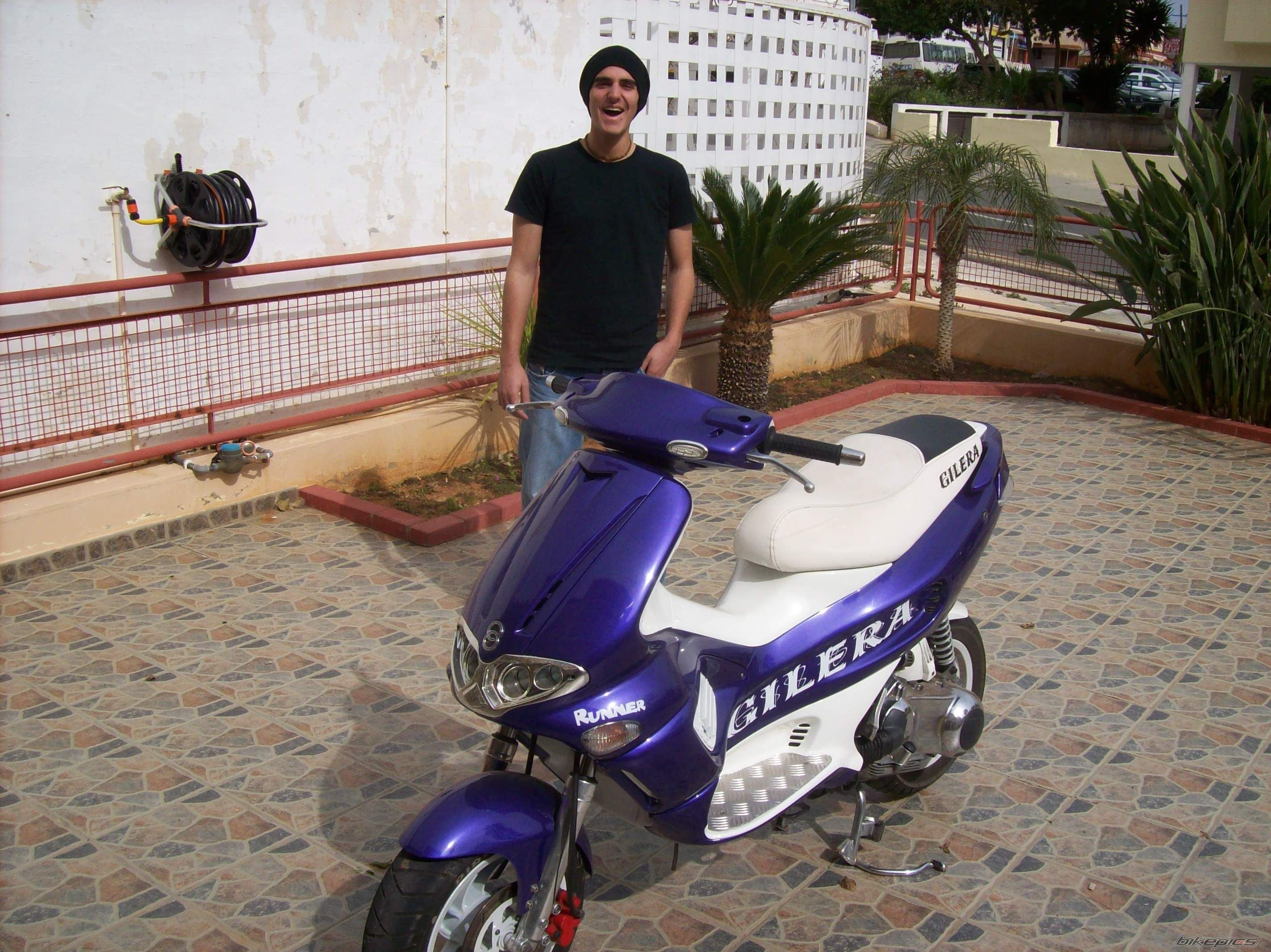 Bike Photo 2083680