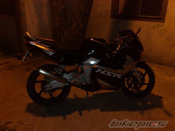Photo 2083948
