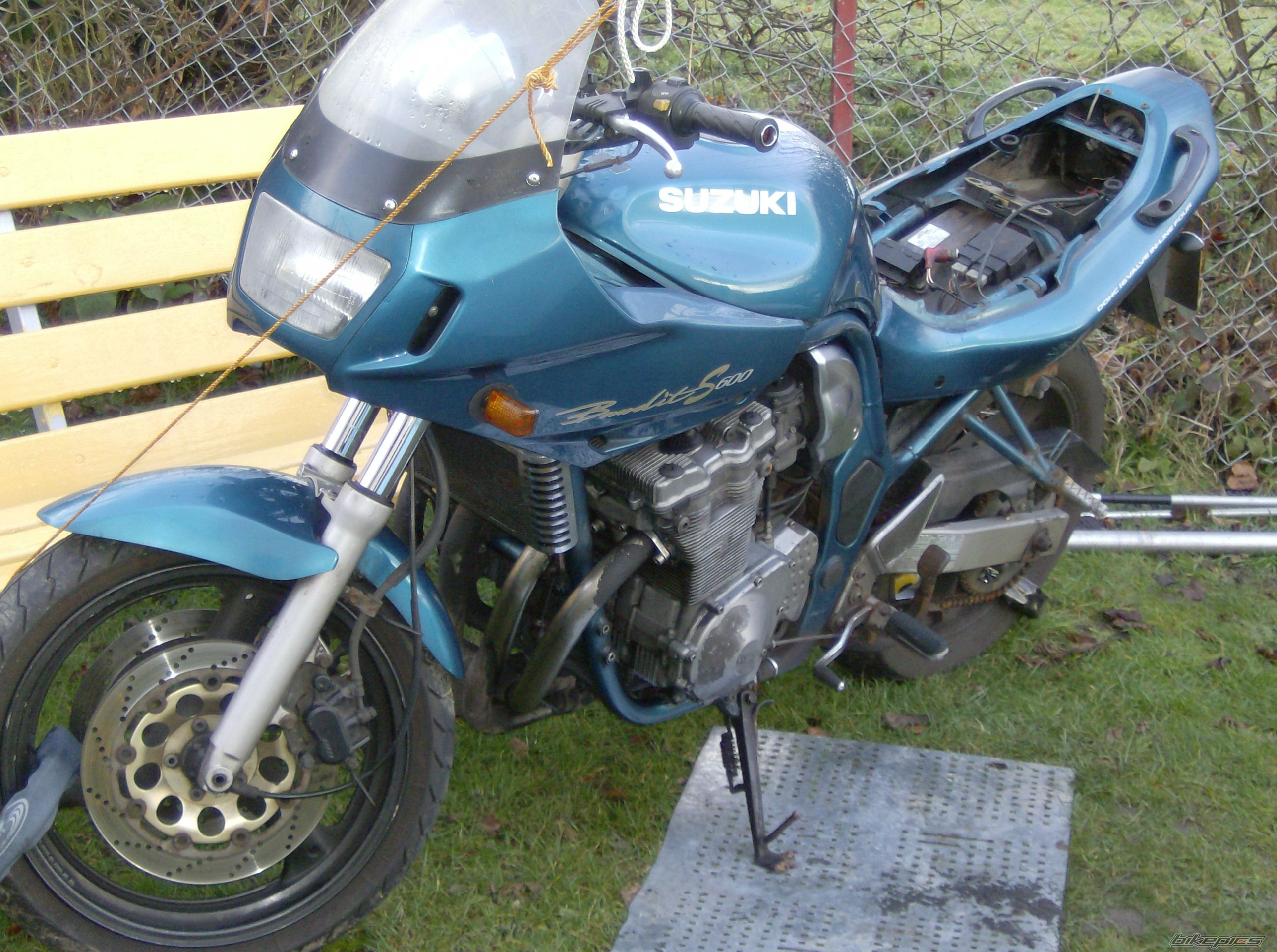 Photo 2084044