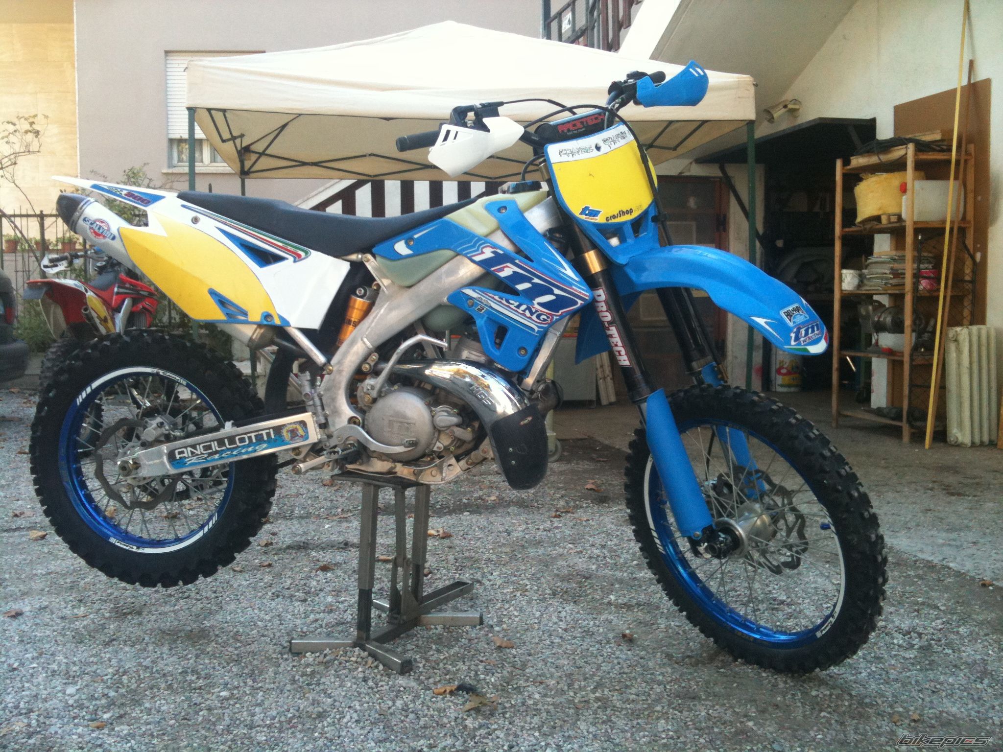 Photo 2084264