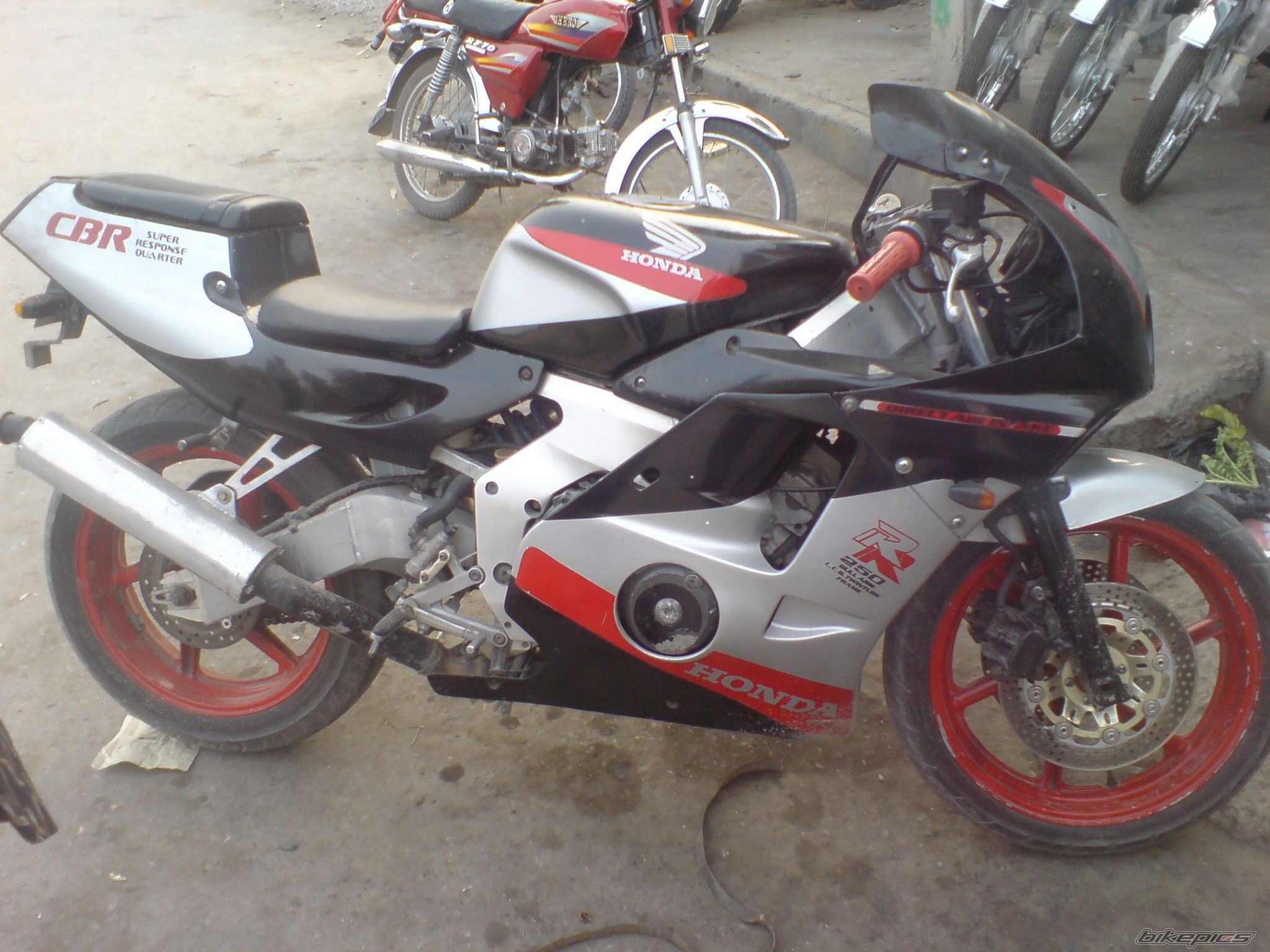 Photo 2084279