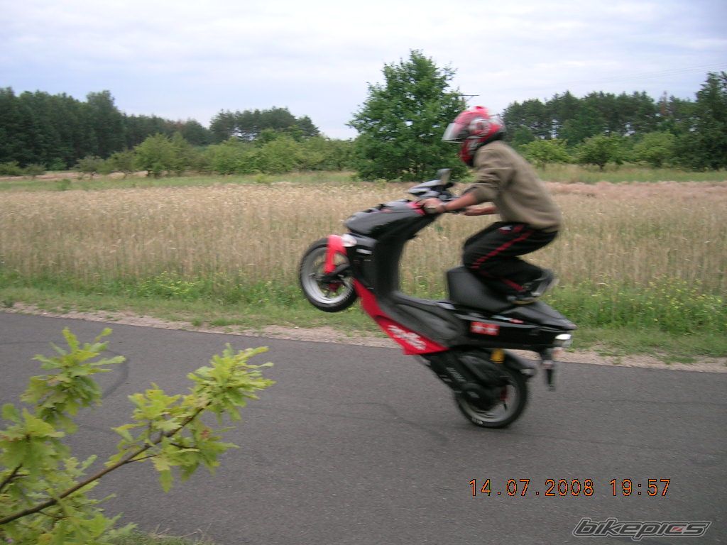 Photo 2084312