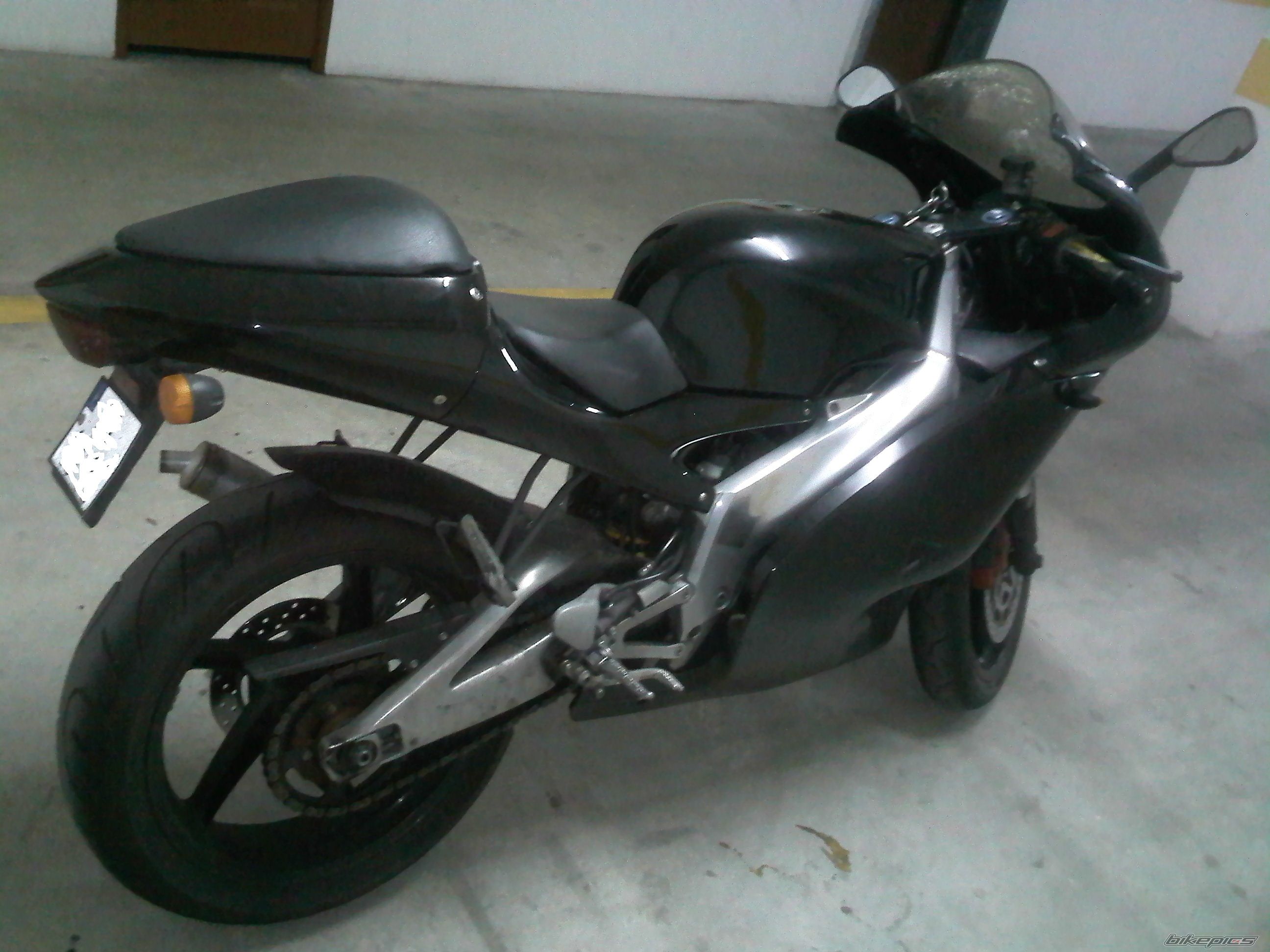 Photo 2084449