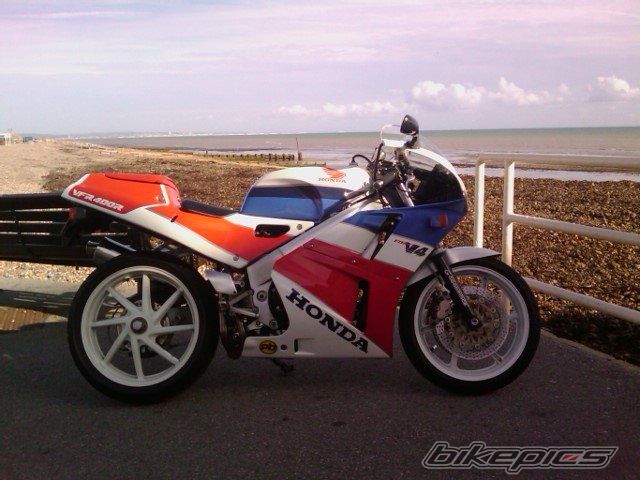 Photo 2084699